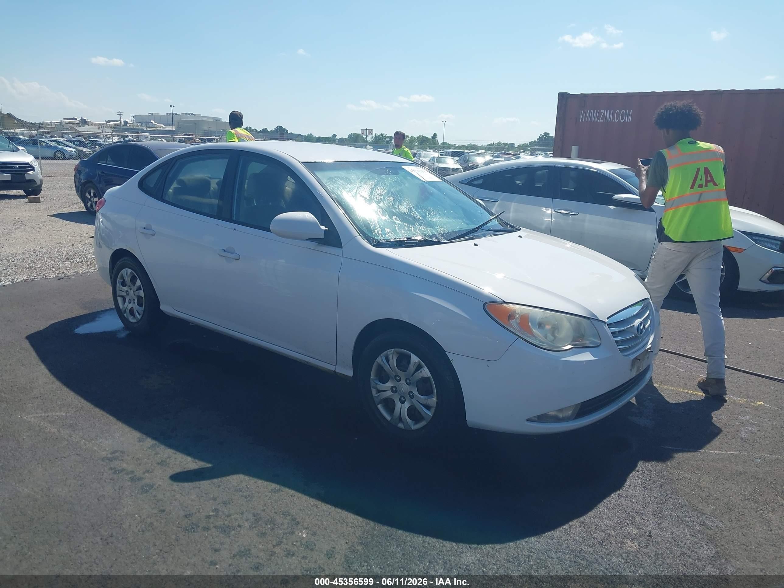 2010 Hyundai Elantra Gls White vin: KMHDU4AD8AU865643