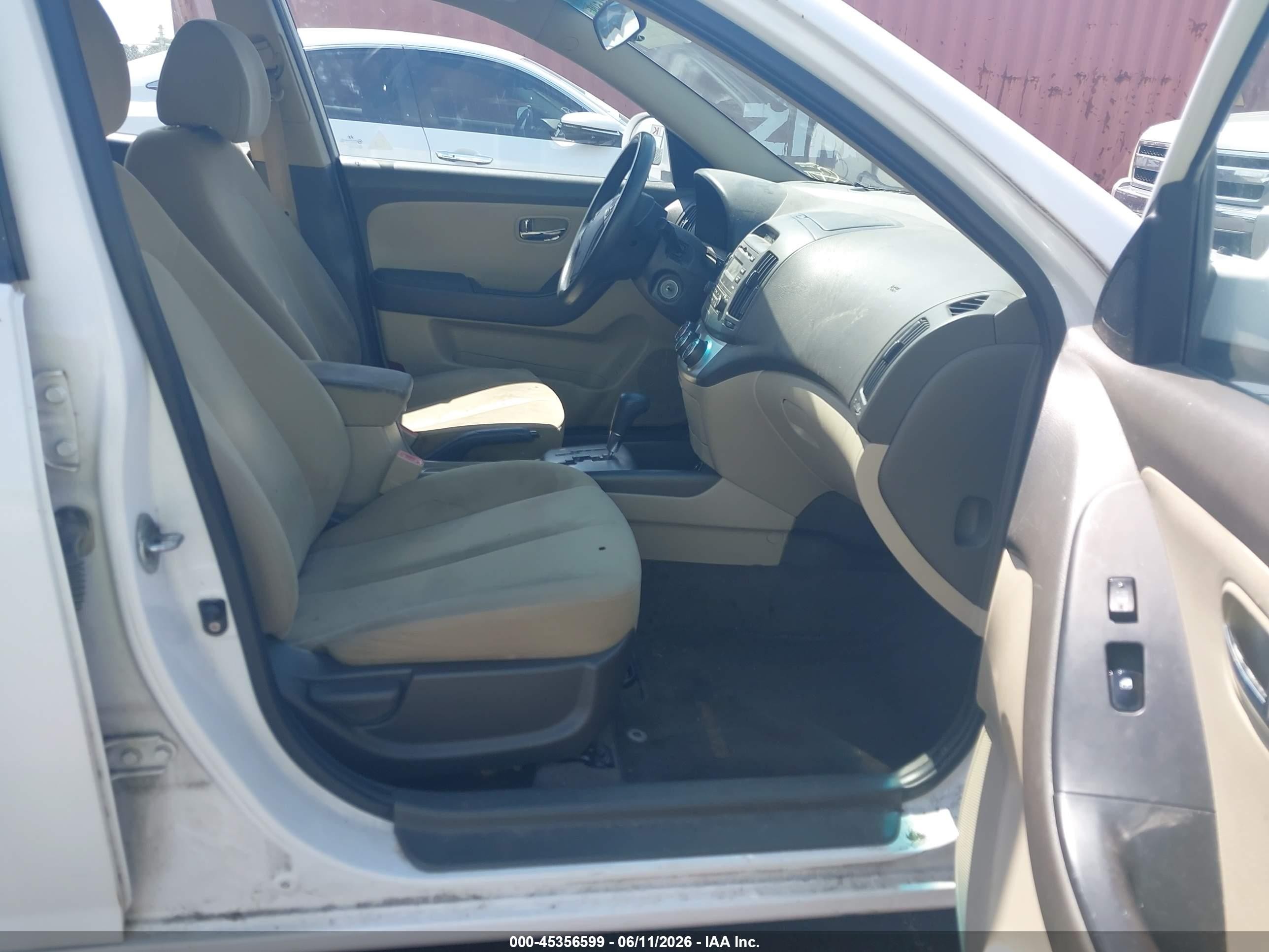 2010 Hyundai Elantra Gls White vin: KMHDU4AD8AU865643