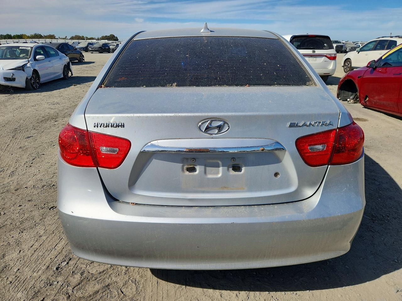 2010 Hyundai Elantra Se Silver vin: KMHDU4AD8AU947324