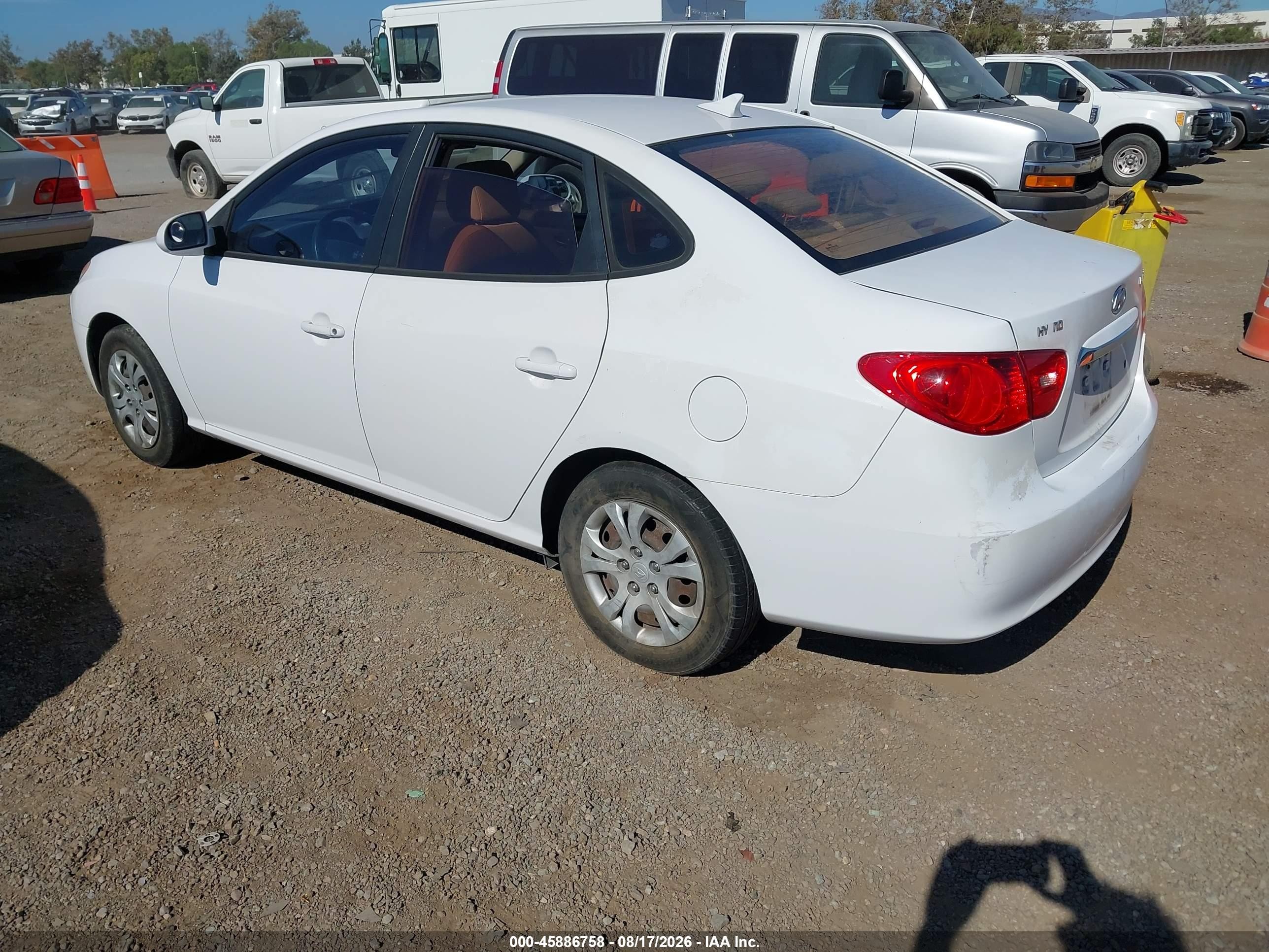 2010 Hyundai Elantra Gls White vin: KMHDU4AD8AU968481