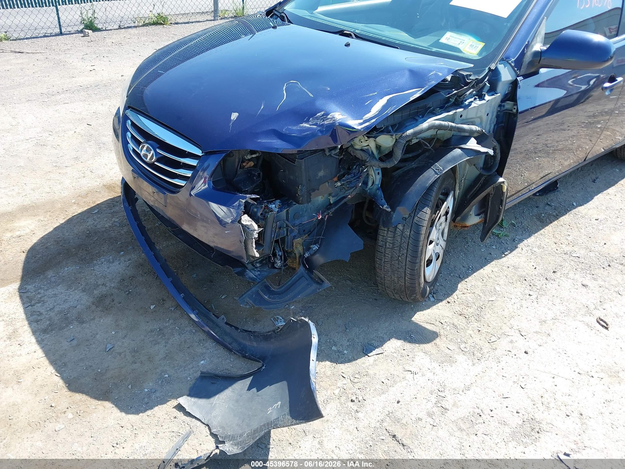 2010 Hyundai Elantra Gls Blue vin: KMHDU4AD9AU039464