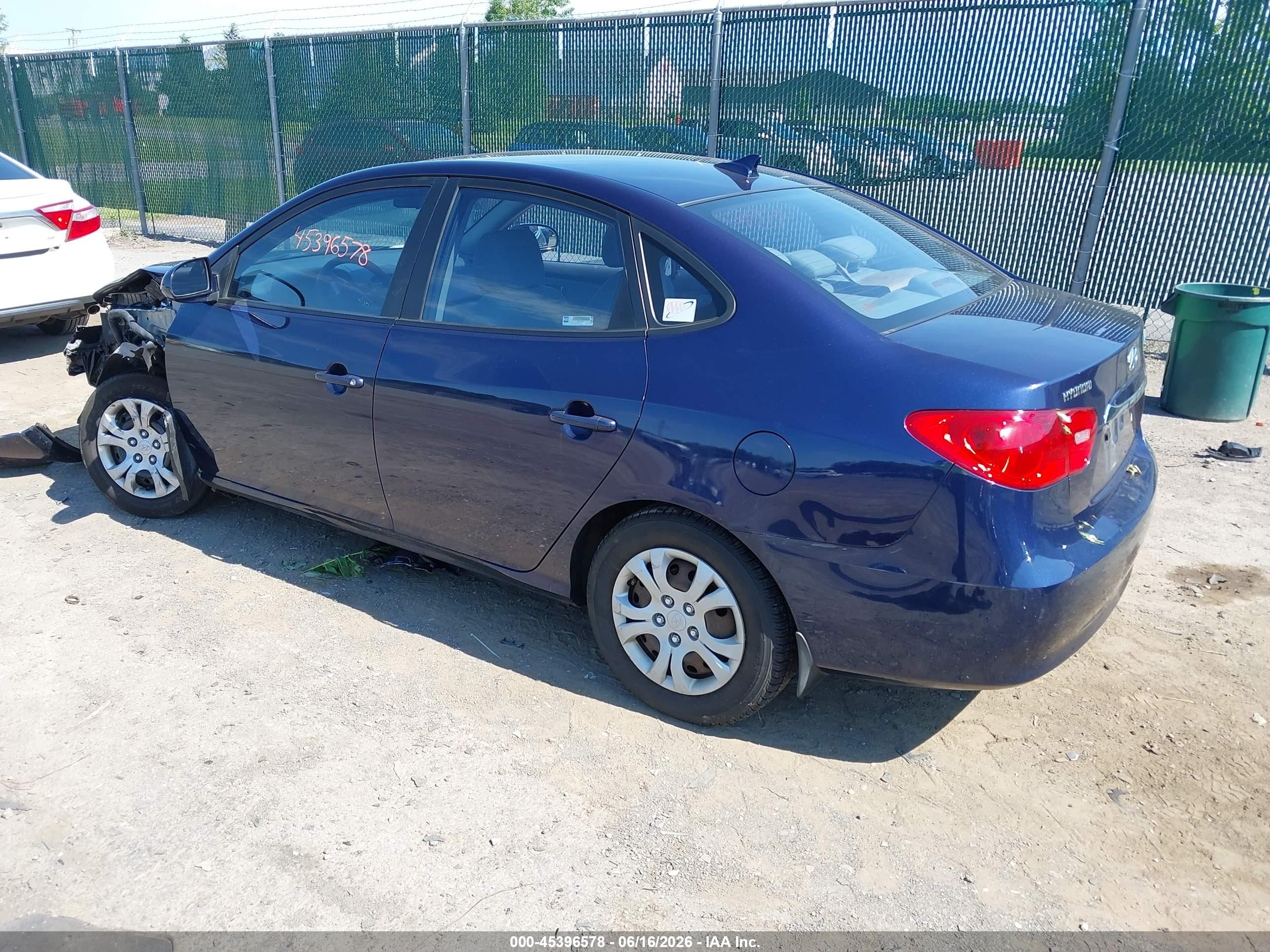 2010 Hyundai Elantra Gls Blue vin: KMHDU4AD9AU039464