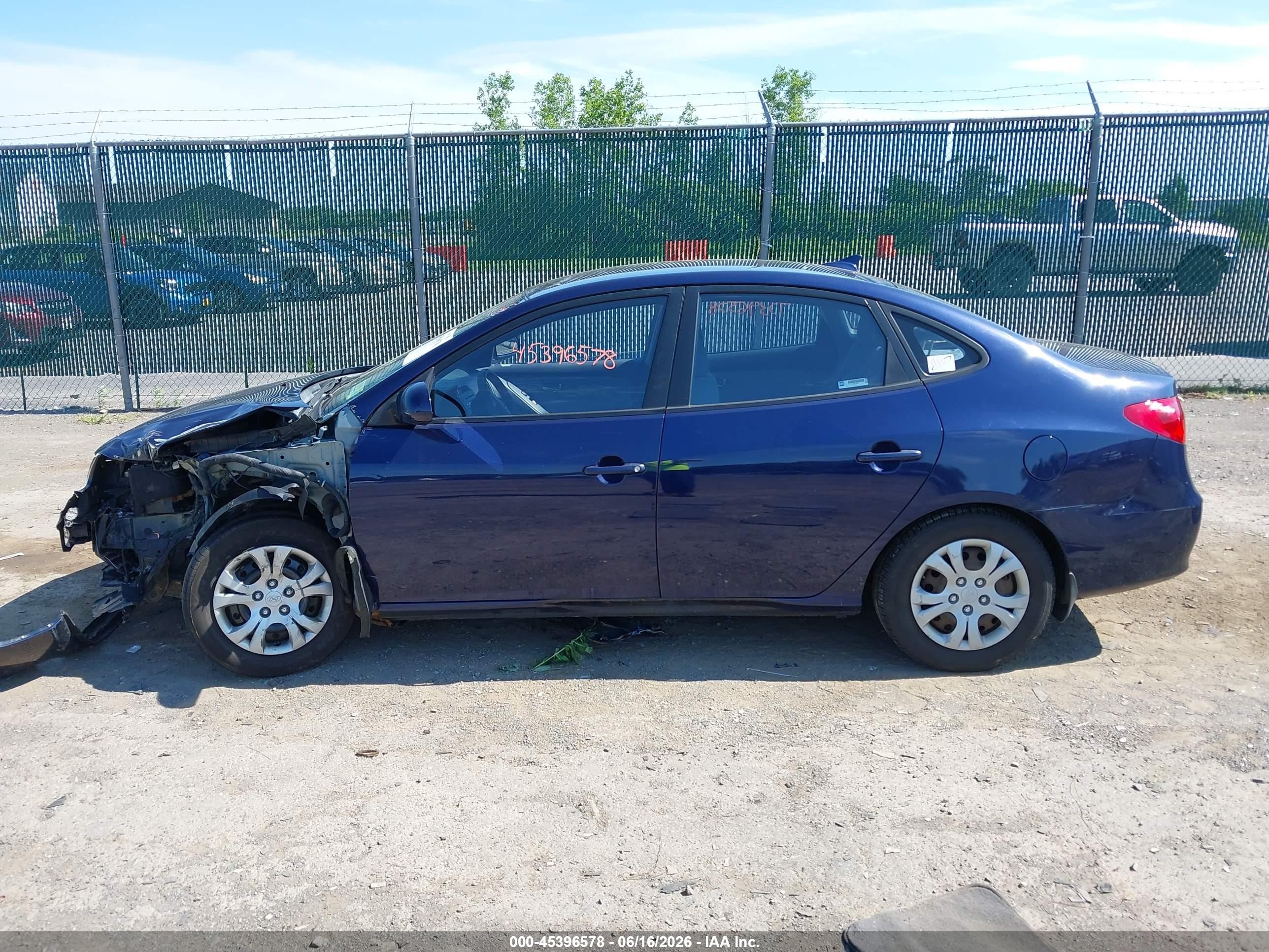 2010 Hyundai Elantra Gls Blue vin: KMHDU4AD9AU039464