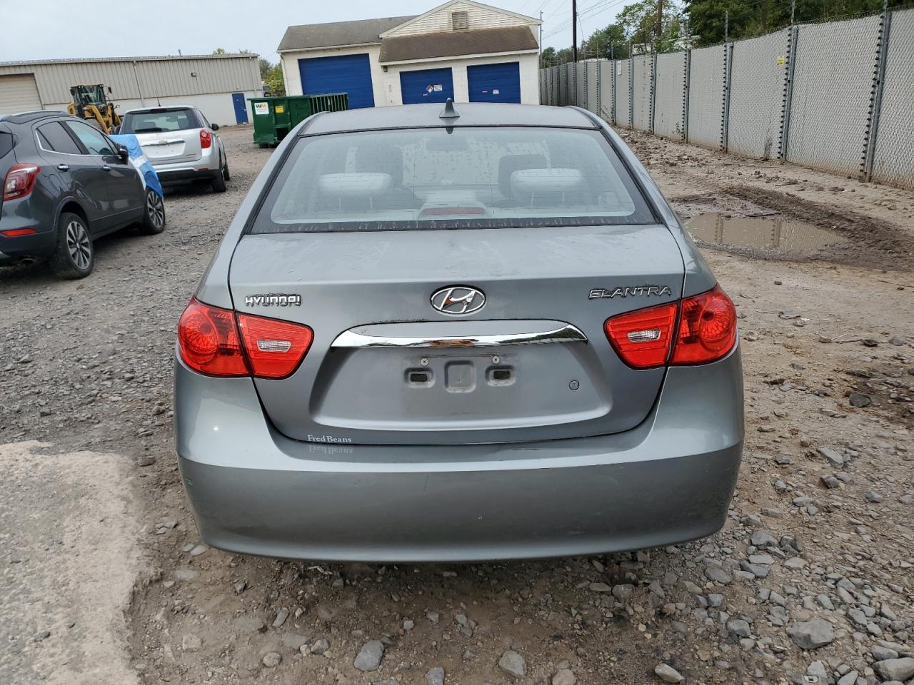 2010 Hyundai Elantra Gray vin: KMHDU4AD9AU102806