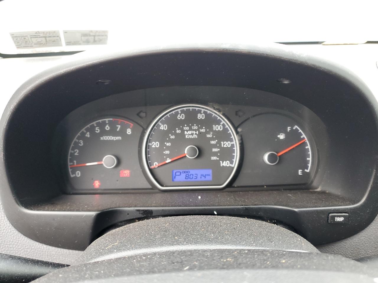 2010 Hyundai Elantra Gray vin: KMHDU4AD9AU102806