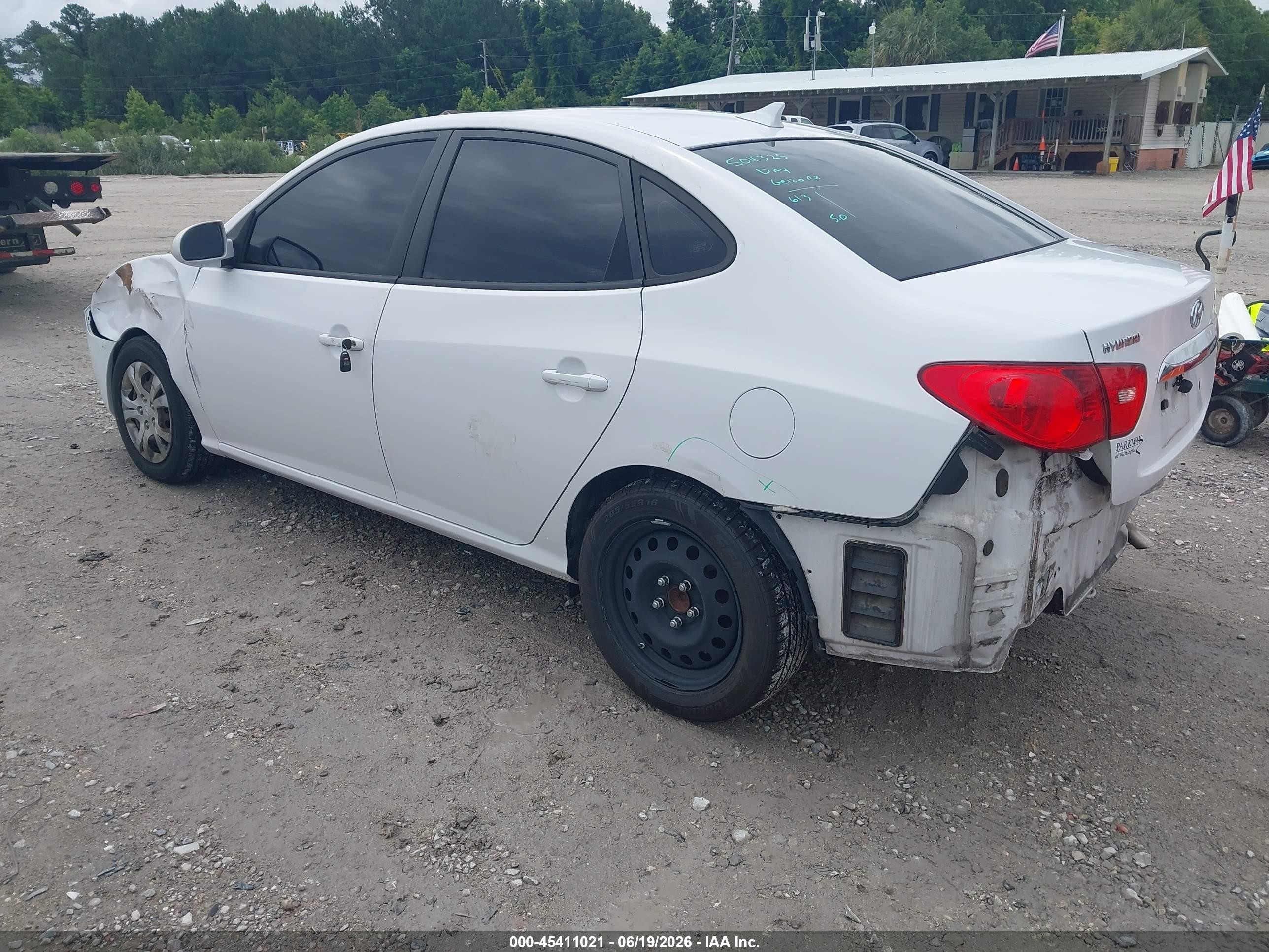 2010 Hyundai Elantra Gls White vin: KMHDU4AD9AU129472