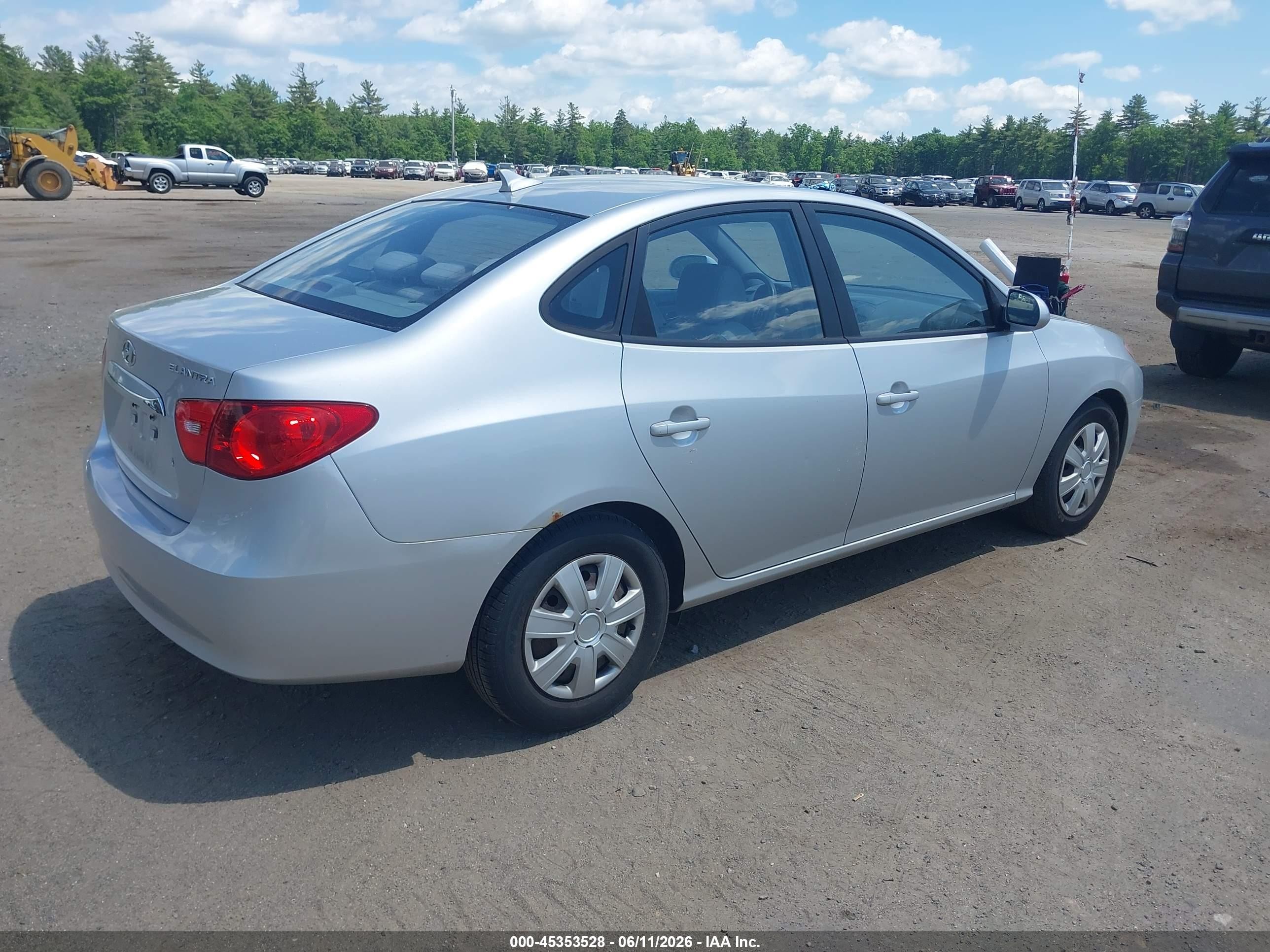 2010 Hyundai Elantra Gls Silver vin: KMHDU4AD9AU876859