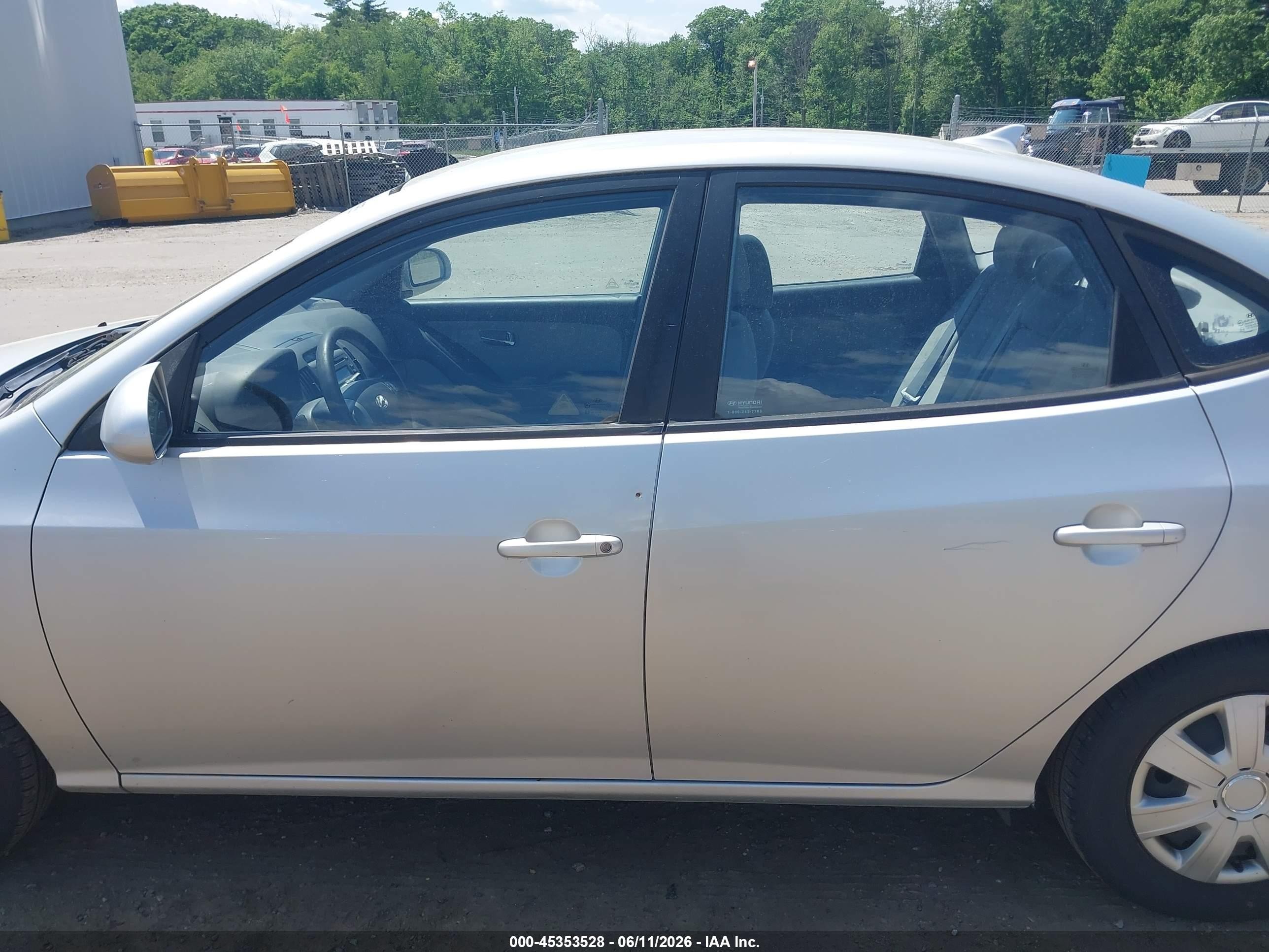 2010 Hyundai Elantra Gls Silver vin: KMHDU4AD9AU876859