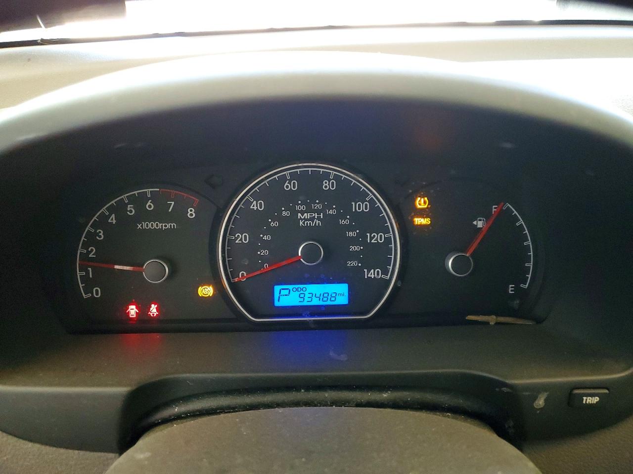 2010 Hyundai Elantra Gls Burgundy vin: KMHDU4AD9AU910203