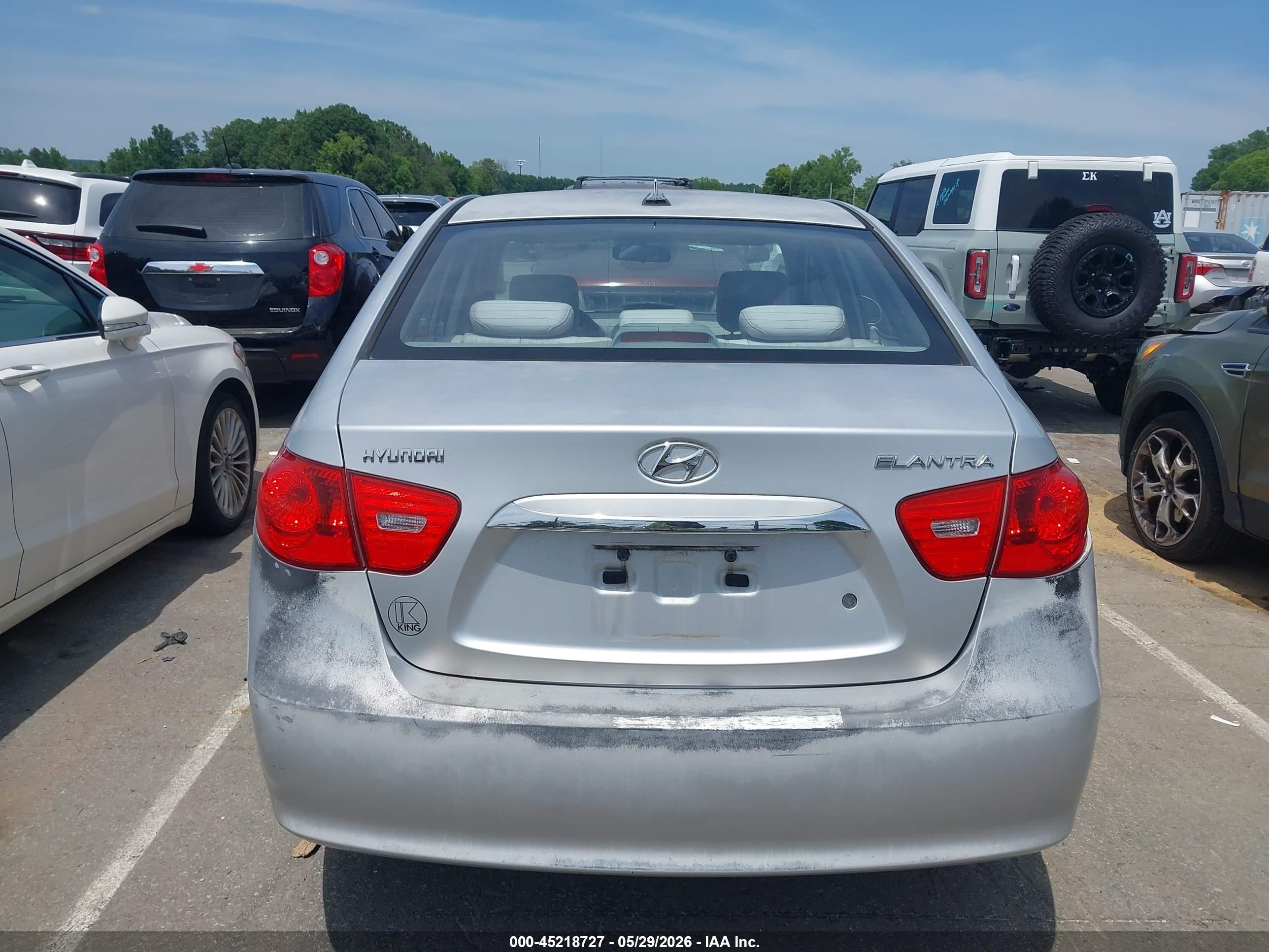 2010 Hyundai Elantra Gls Silver vin: KMHDU4AD9AU928376