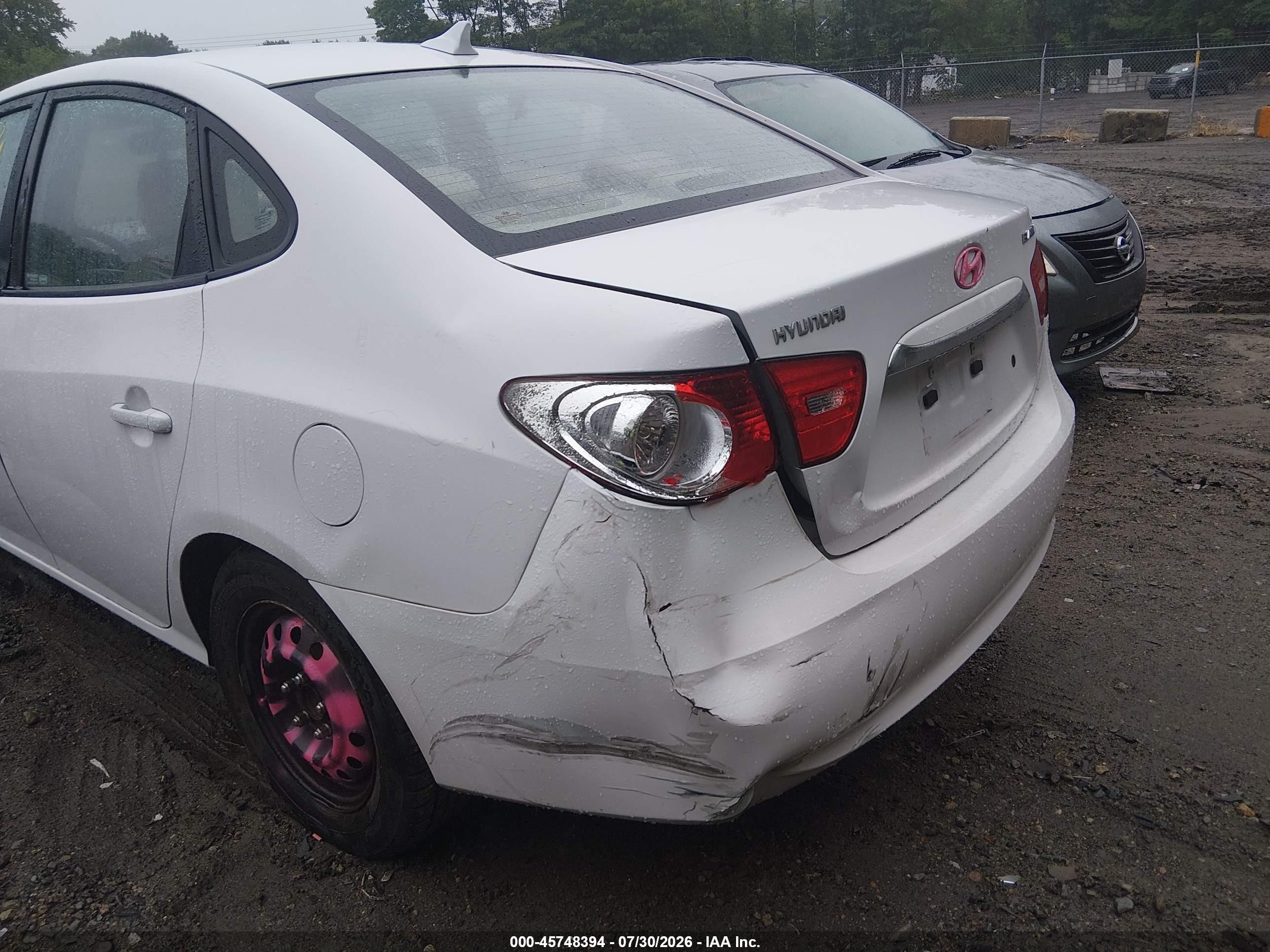 2010 Hyundai Elantra Gls White vin: KMHDU4ADXAU062185