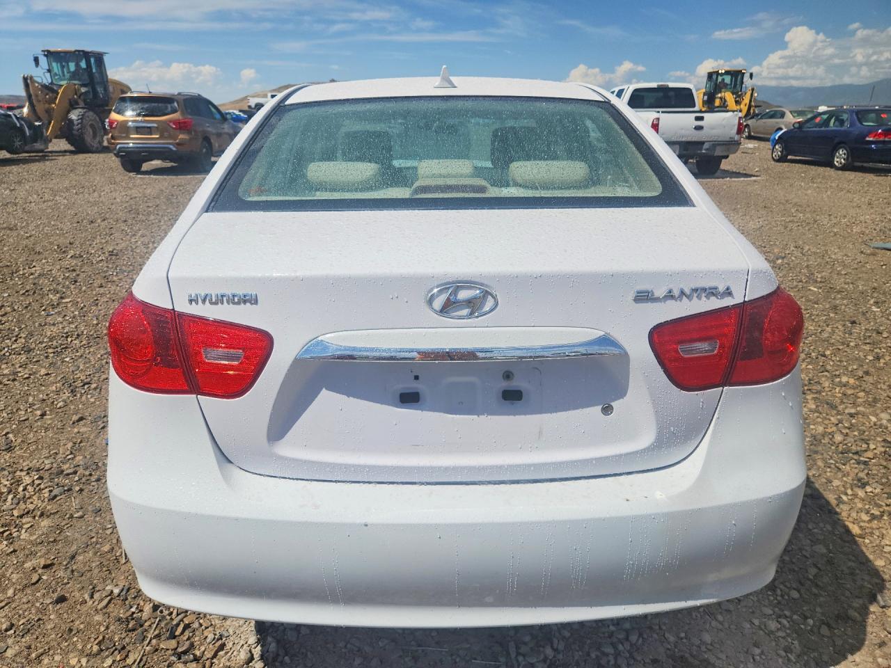 2010 Hyundai Elantra Gls White vin: KMHDU4ADXAU099124
