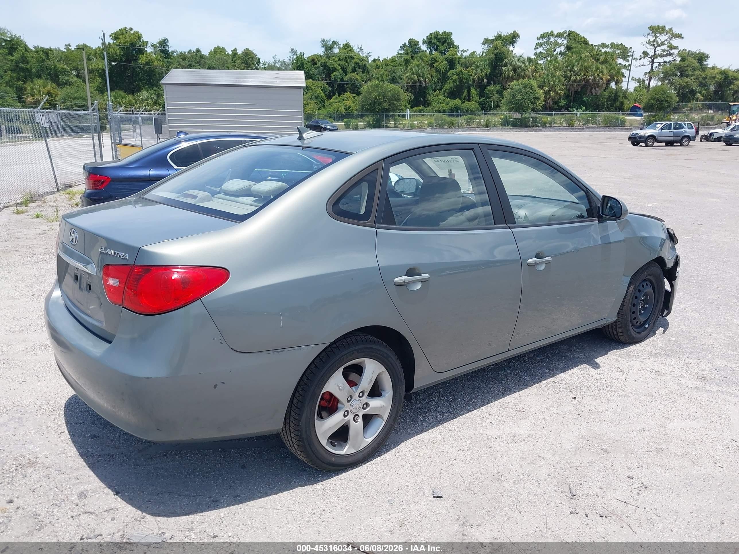 2010 Hyundai Elantra Gls Green vin: KMHDU4ADXAU111031