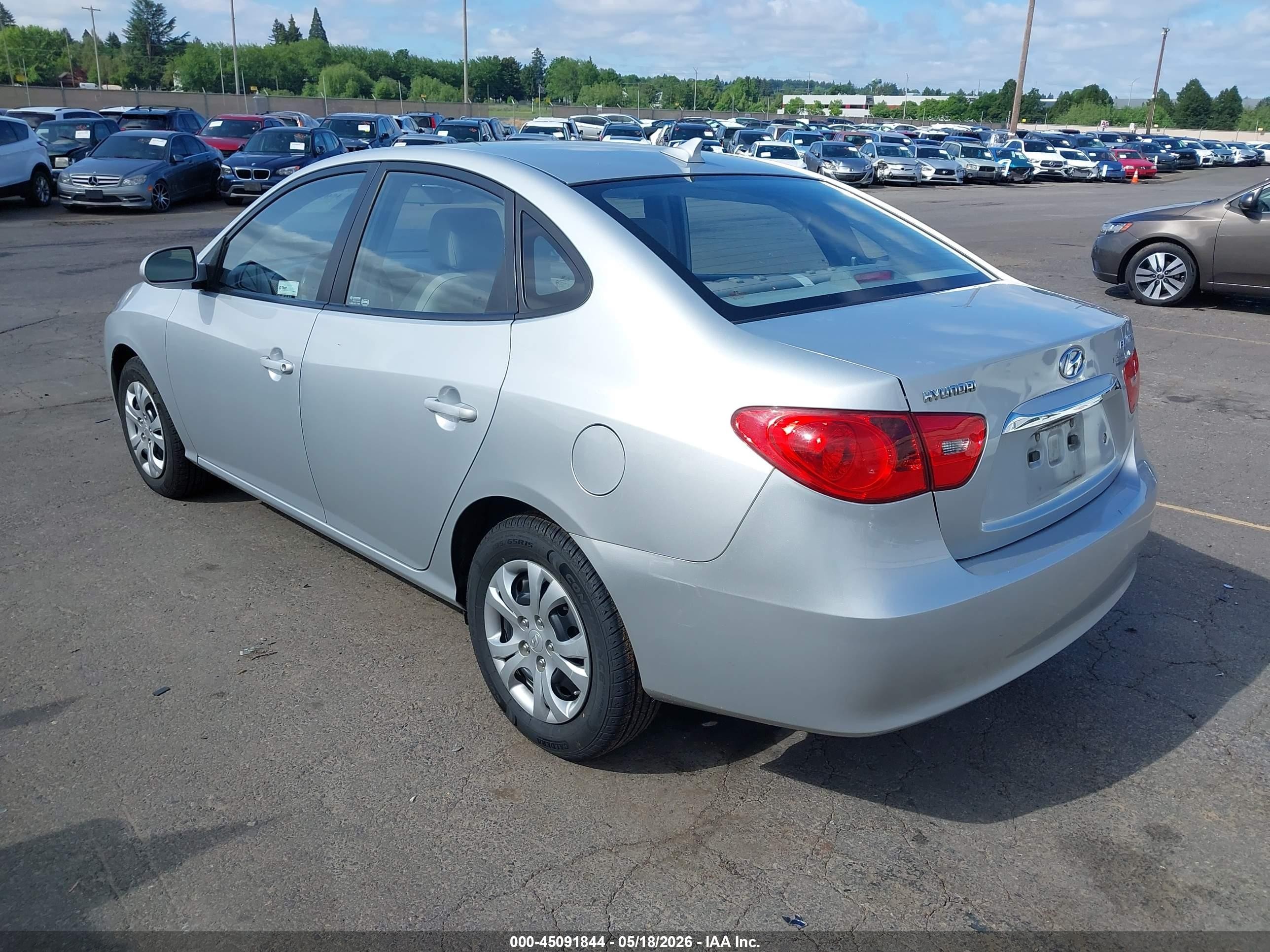 2010 Hyundai Elantra Gls Silver vin: KMHDU4ADXAU126645
