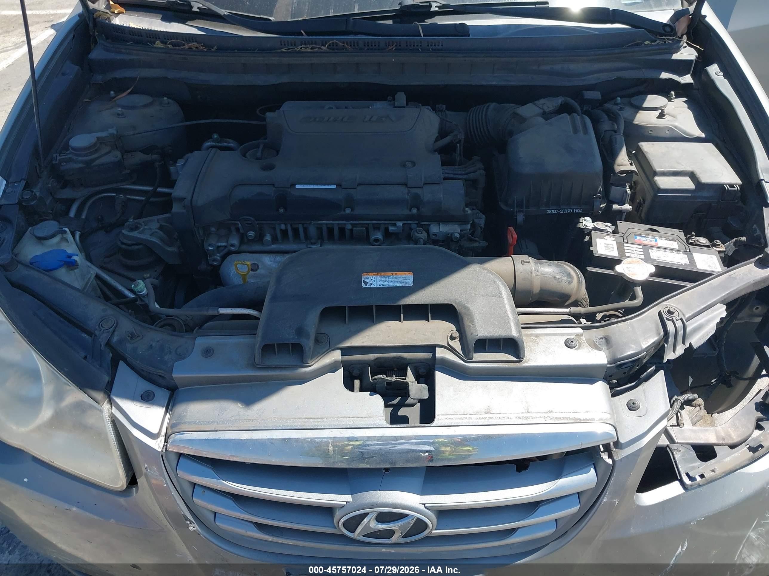 2010 Hyundai Elantra Blue/gls/se Silver vin: KMHDU4ADXAU191012