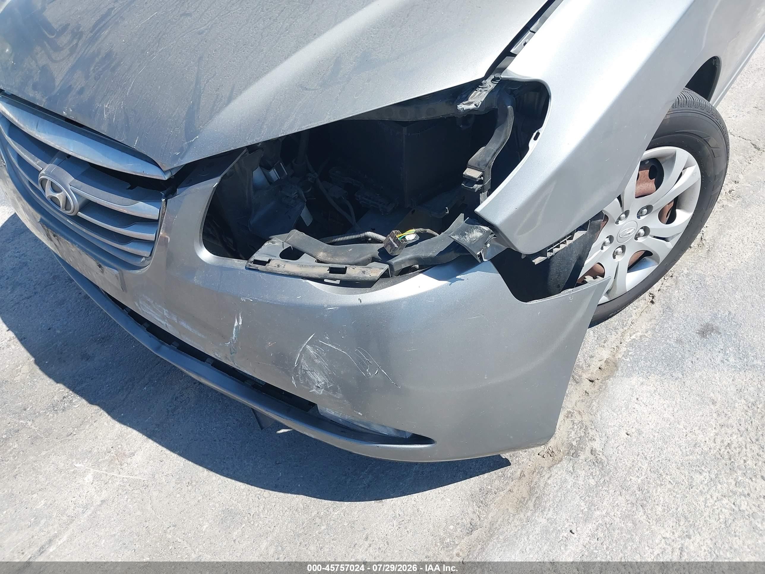 2010 Hyundai Elantra Blue/gls/se Silver vin: KMHDU4ADXAU191012