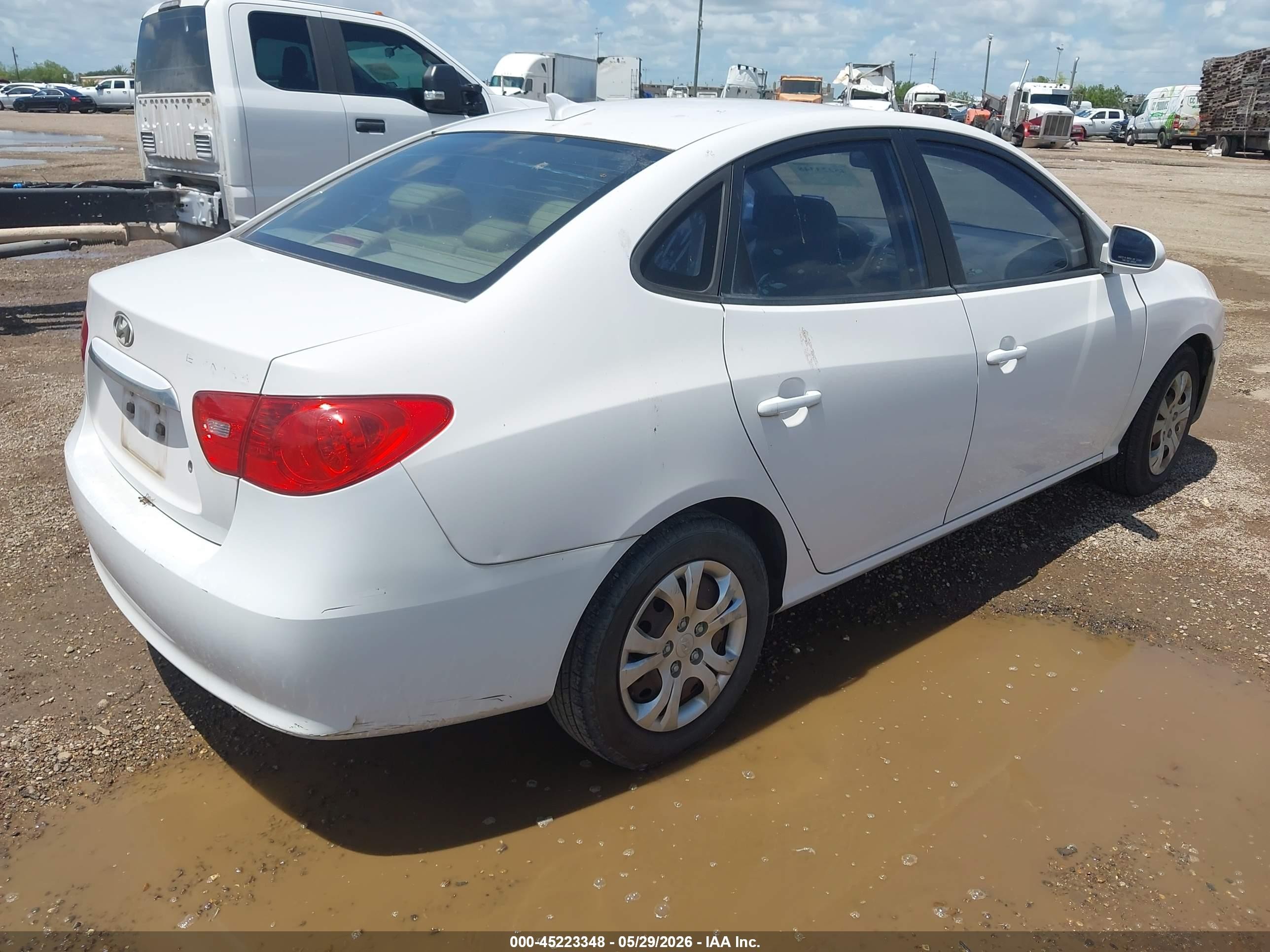 2010 Hyundai Elantra Gls Белый vin: KMHDU4ADXAU198641