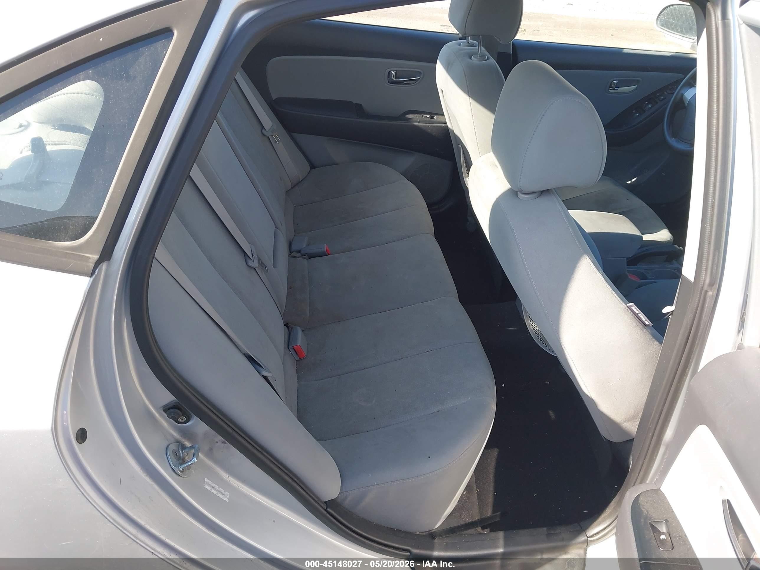2010 Hyundai Elantra Gls Silver vin: KMHDU4ADXAU878149