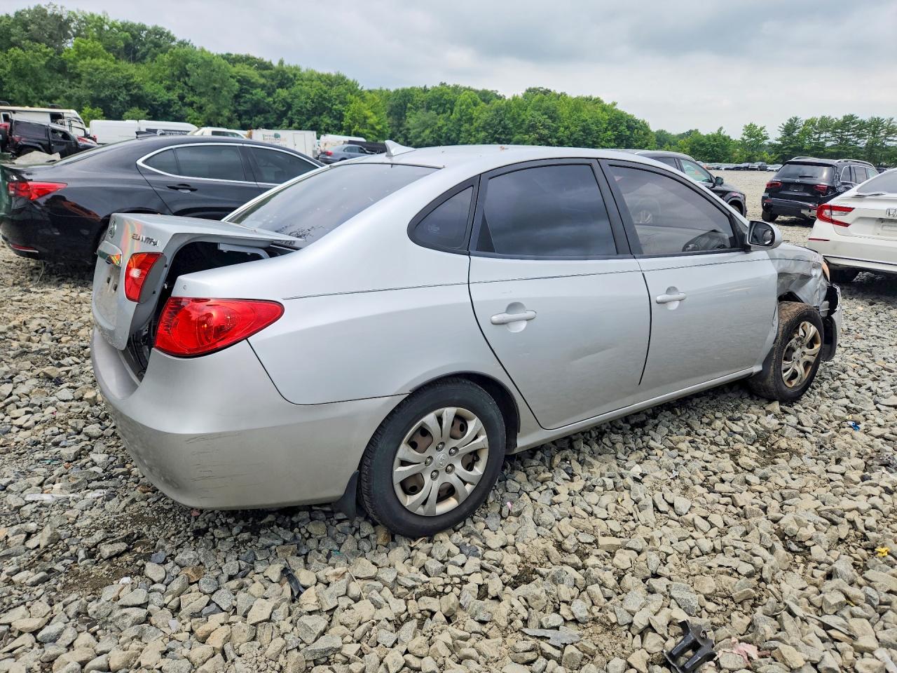 2010 Hyundai Elantra Blue/gls/se Silver vin: KMHDU4ADXAU894786