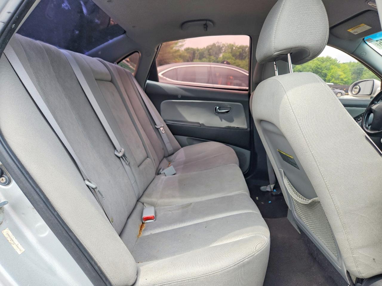 2010 Hyundai Elantra Blue/gls/se Silver vin: KMHDU4ADXAU894786