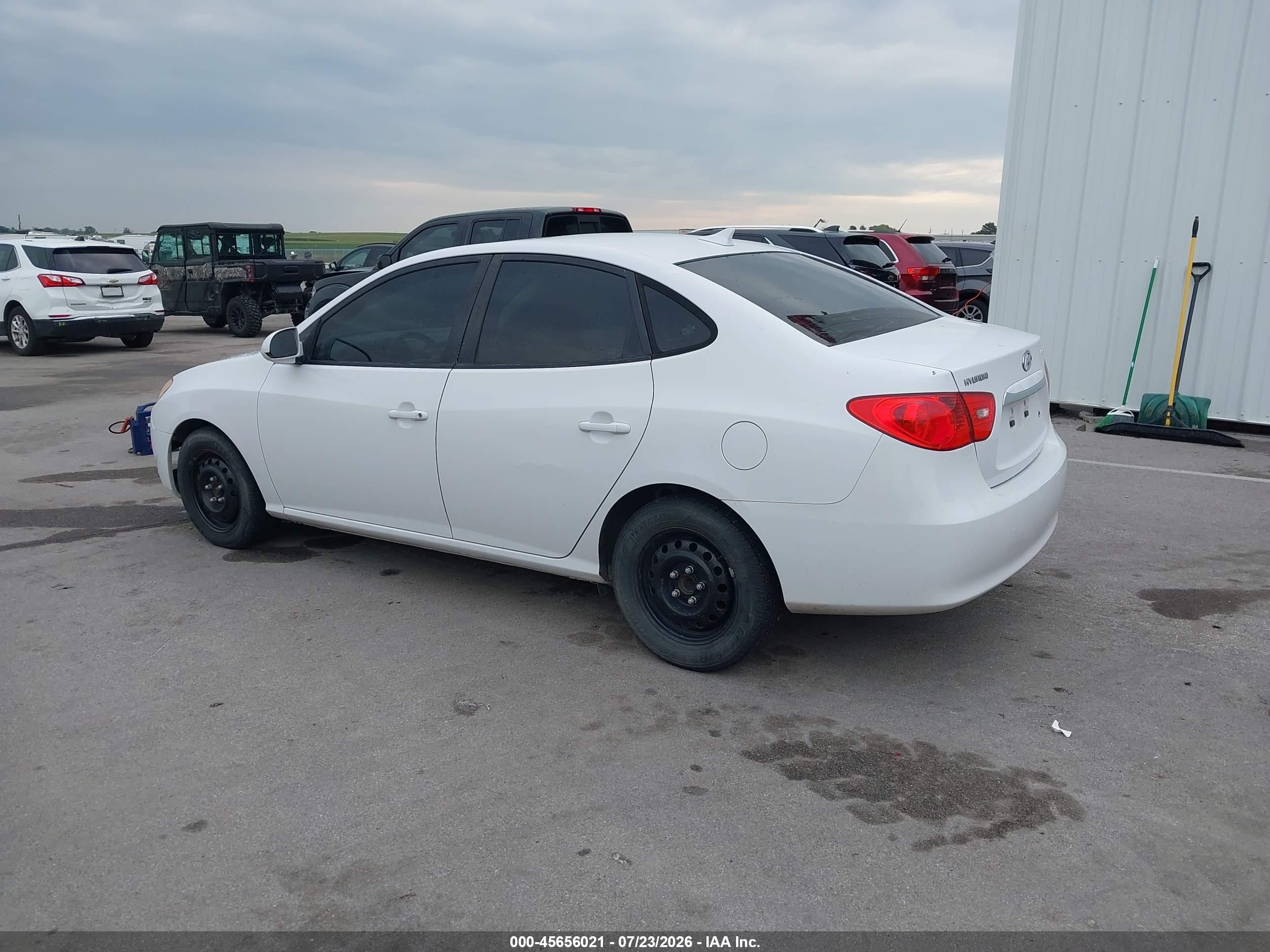 2010 Hyundai Elantra Gls White vin: KMHDU4ADXAU920500