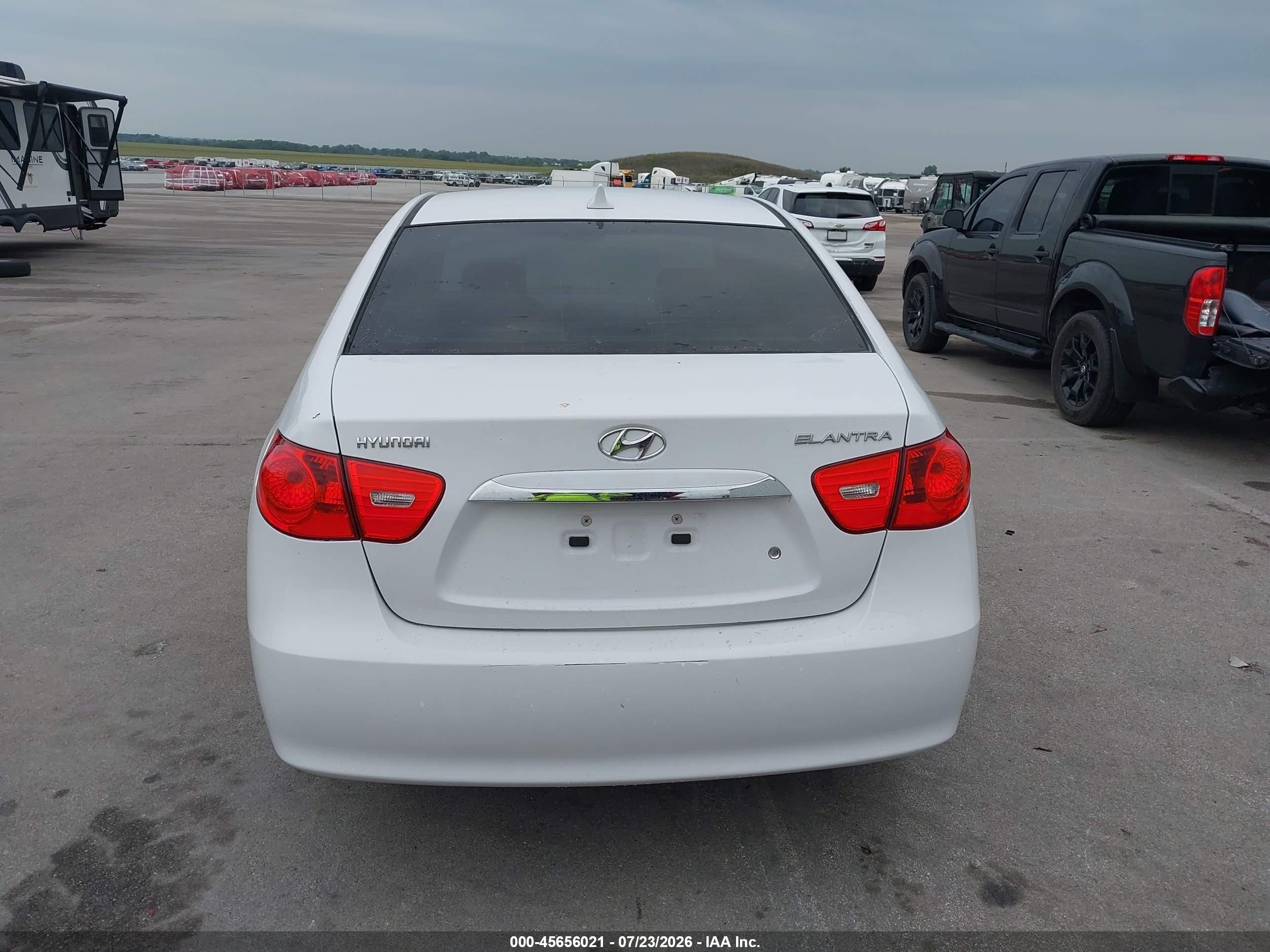 2010 Hyundai Elantra Gls White vin: KMHDU4ADXAU920500