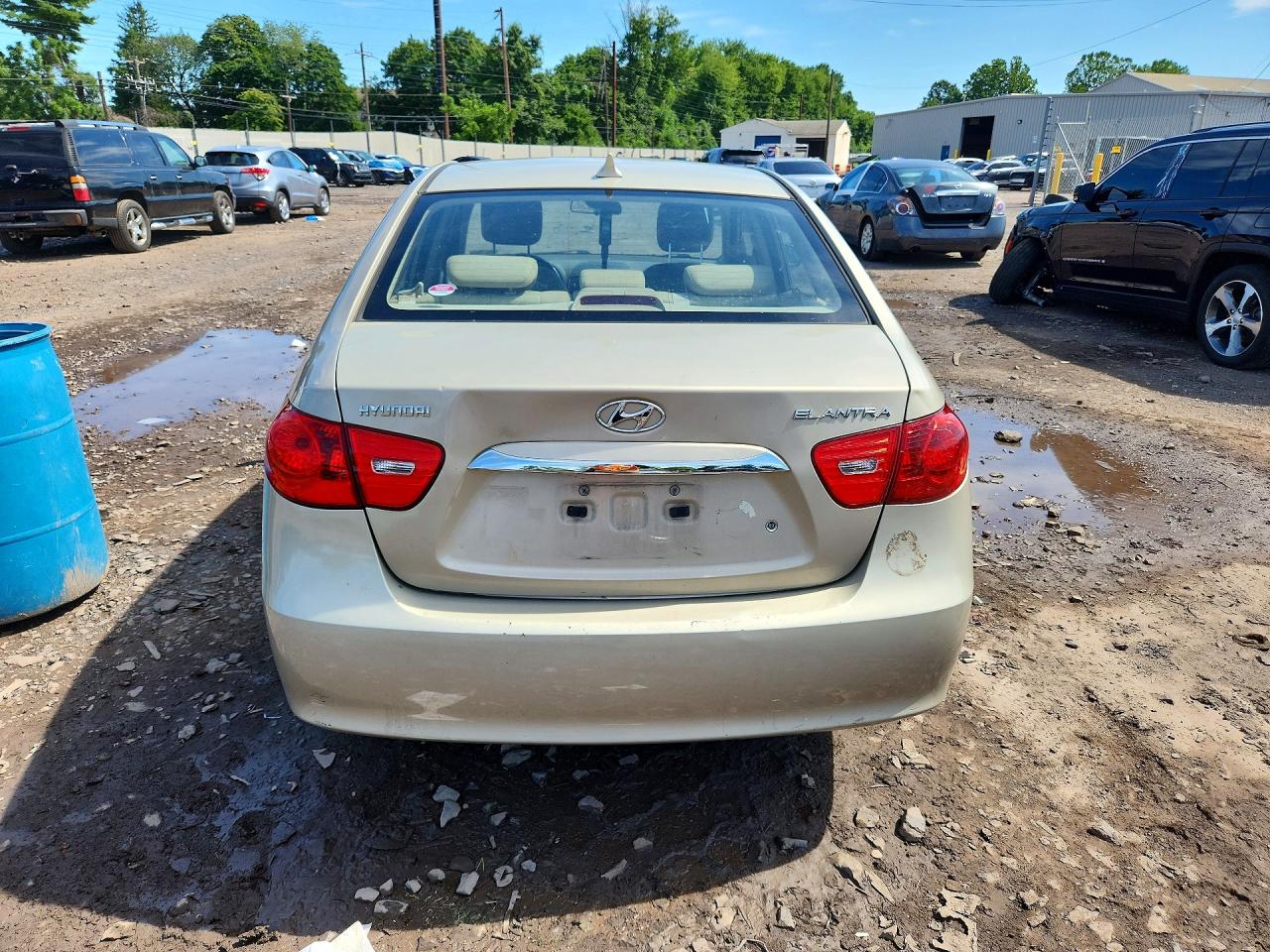 2010 Hyundai Elantra Gls Gold vin: KMHDU4ADXAU971401