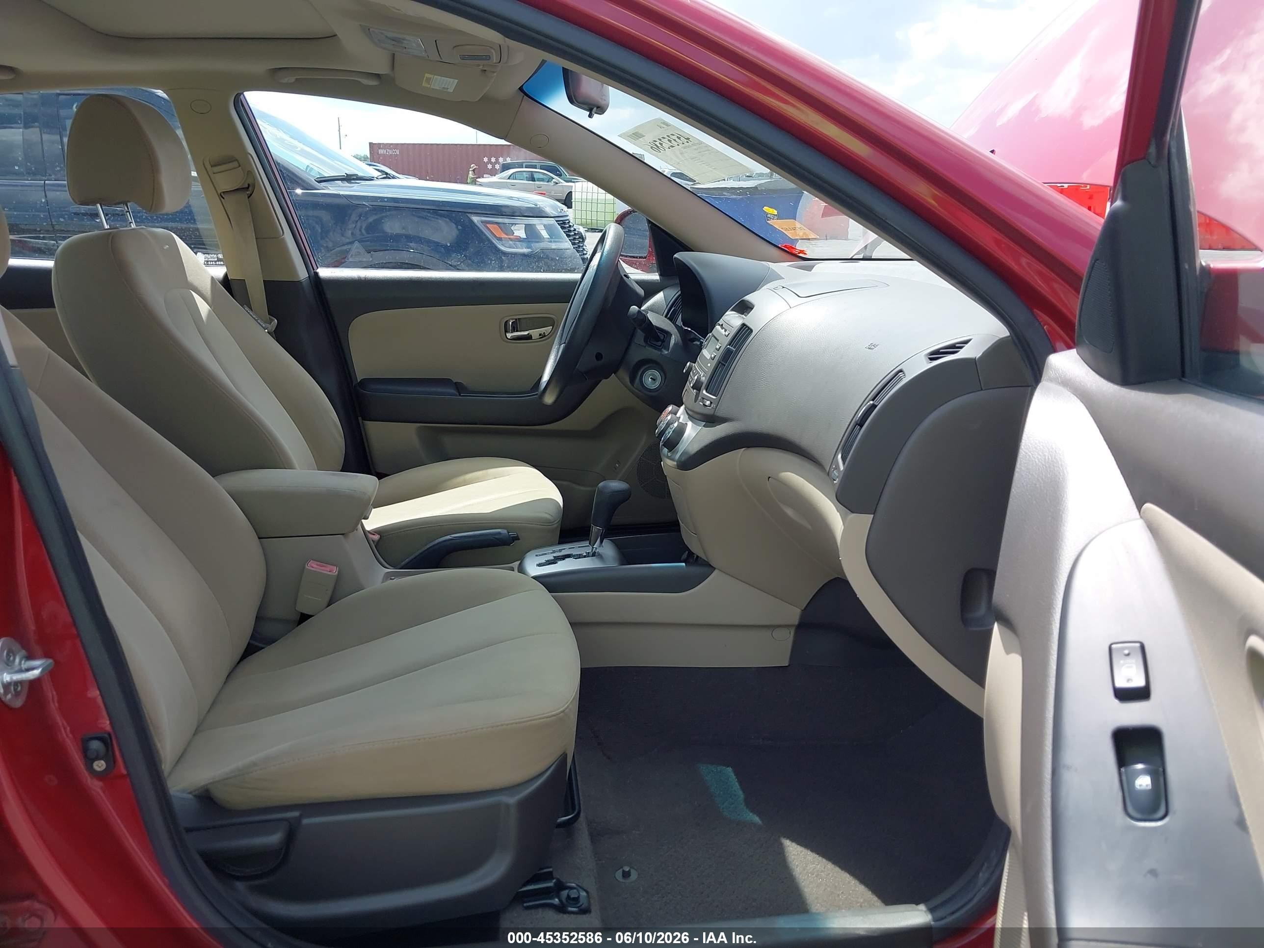 2010 Hyundai Elantra Gls Red vin: KMHDU4ADXAU984844