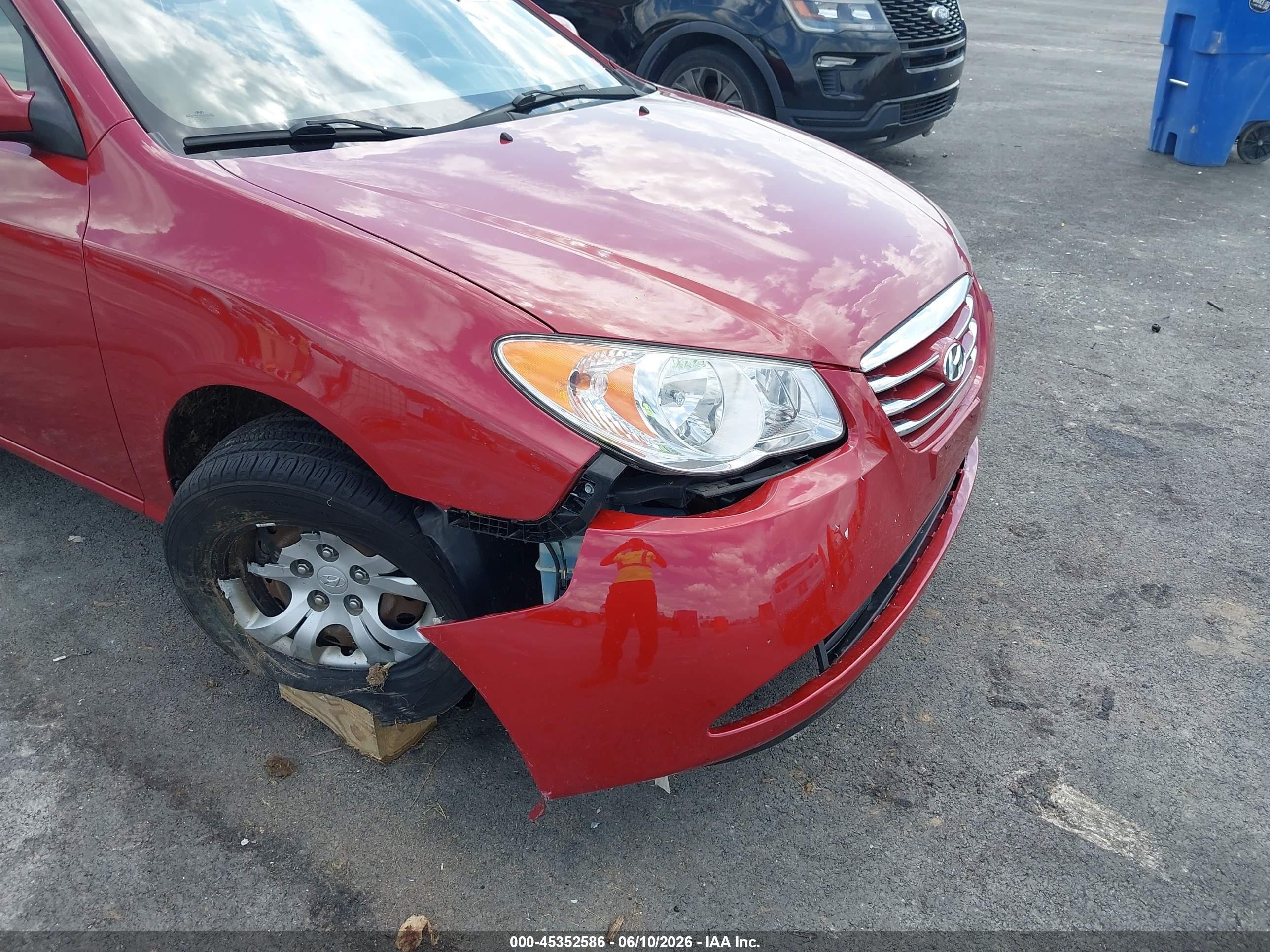 2010 Hyundai Elantra Gls Red vin: KMHDU4ADXAU984844