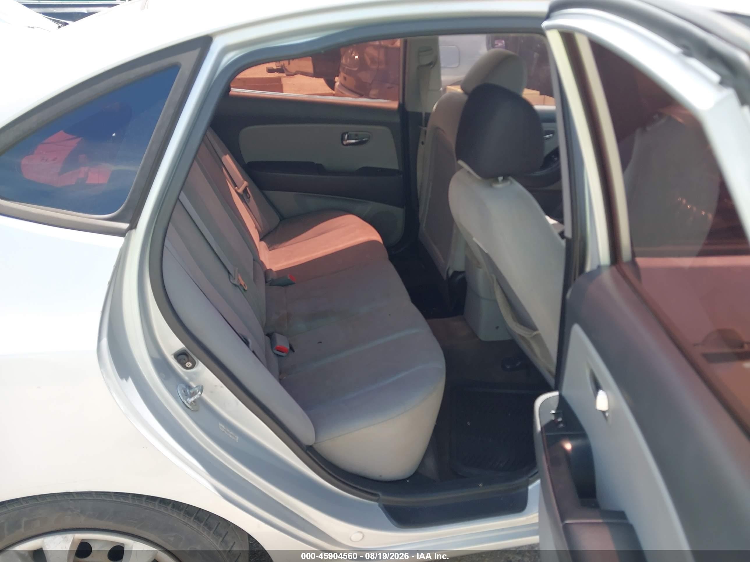 2010 Hyundai Elantra Gls Серебряный vin: KMHDU4ADXAU991762