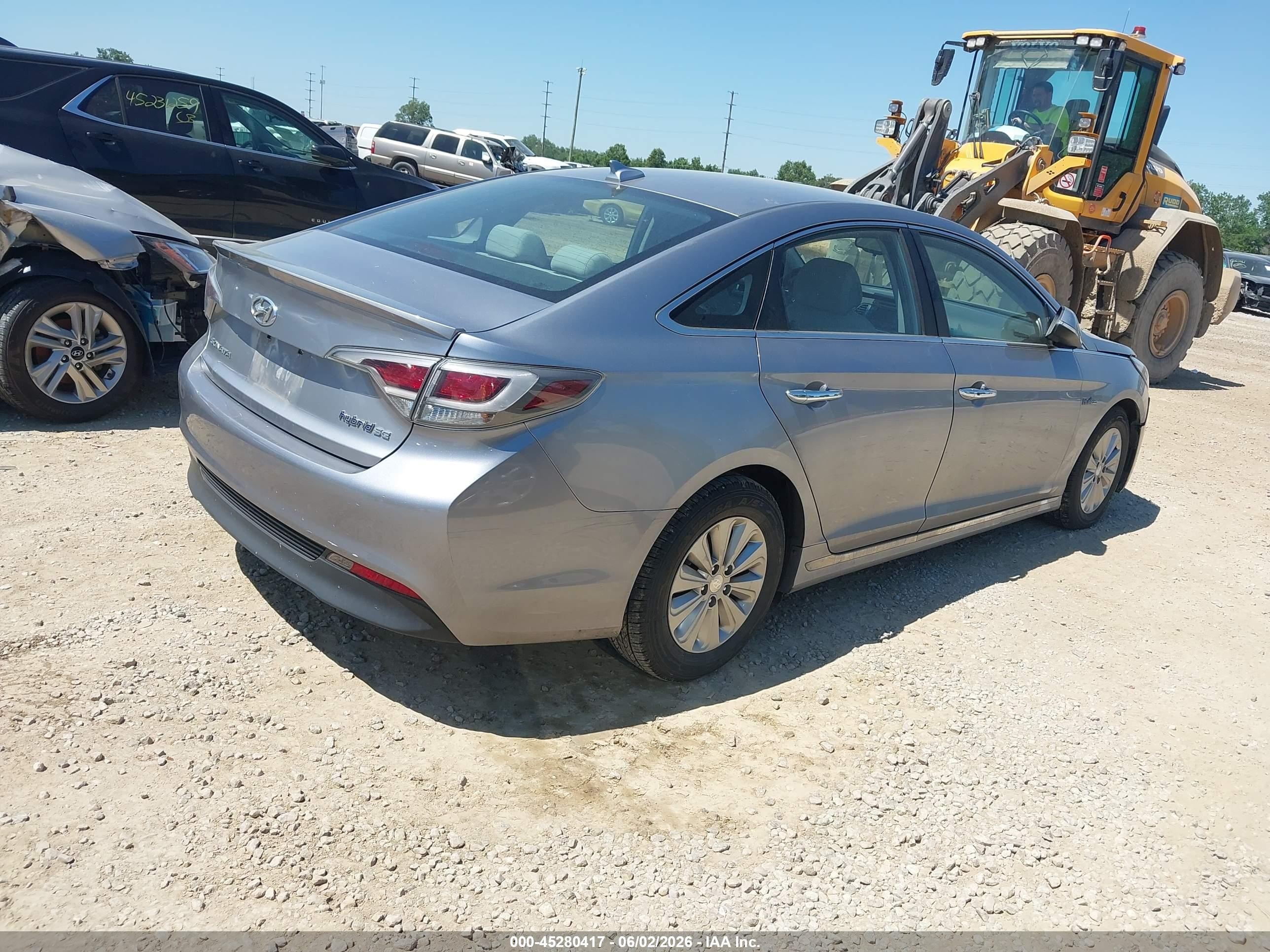 2016 Hyundai Sonata Hybrid Se Silver vin: KMHE24L10GA022026