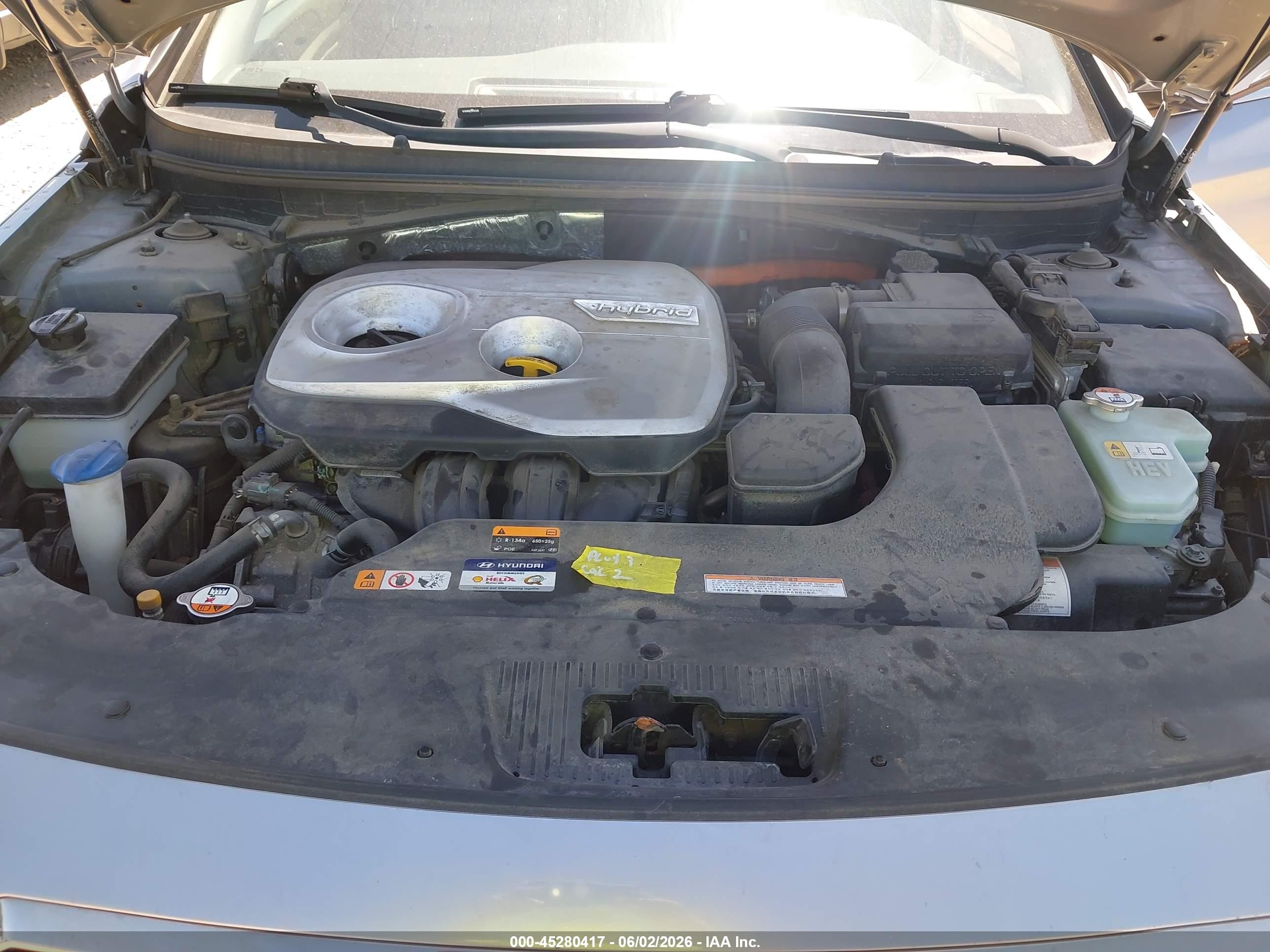 2016 Hyundai Sonata Hybrid Se Silver vin: KMHE24L10GA022026