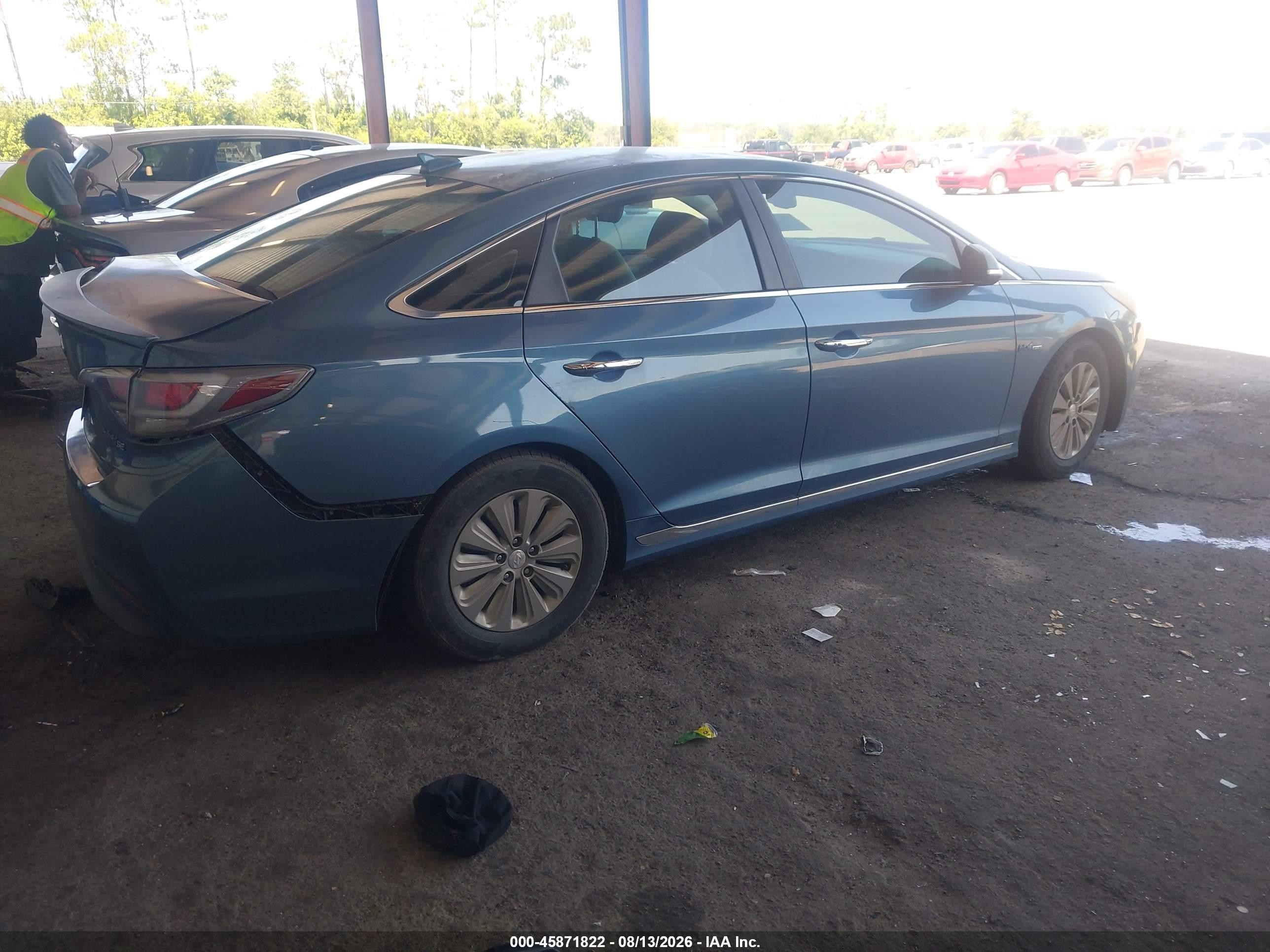 2016 Hyundai Sonata Hybrid Se Blue vin: KMHE24L11GA040552