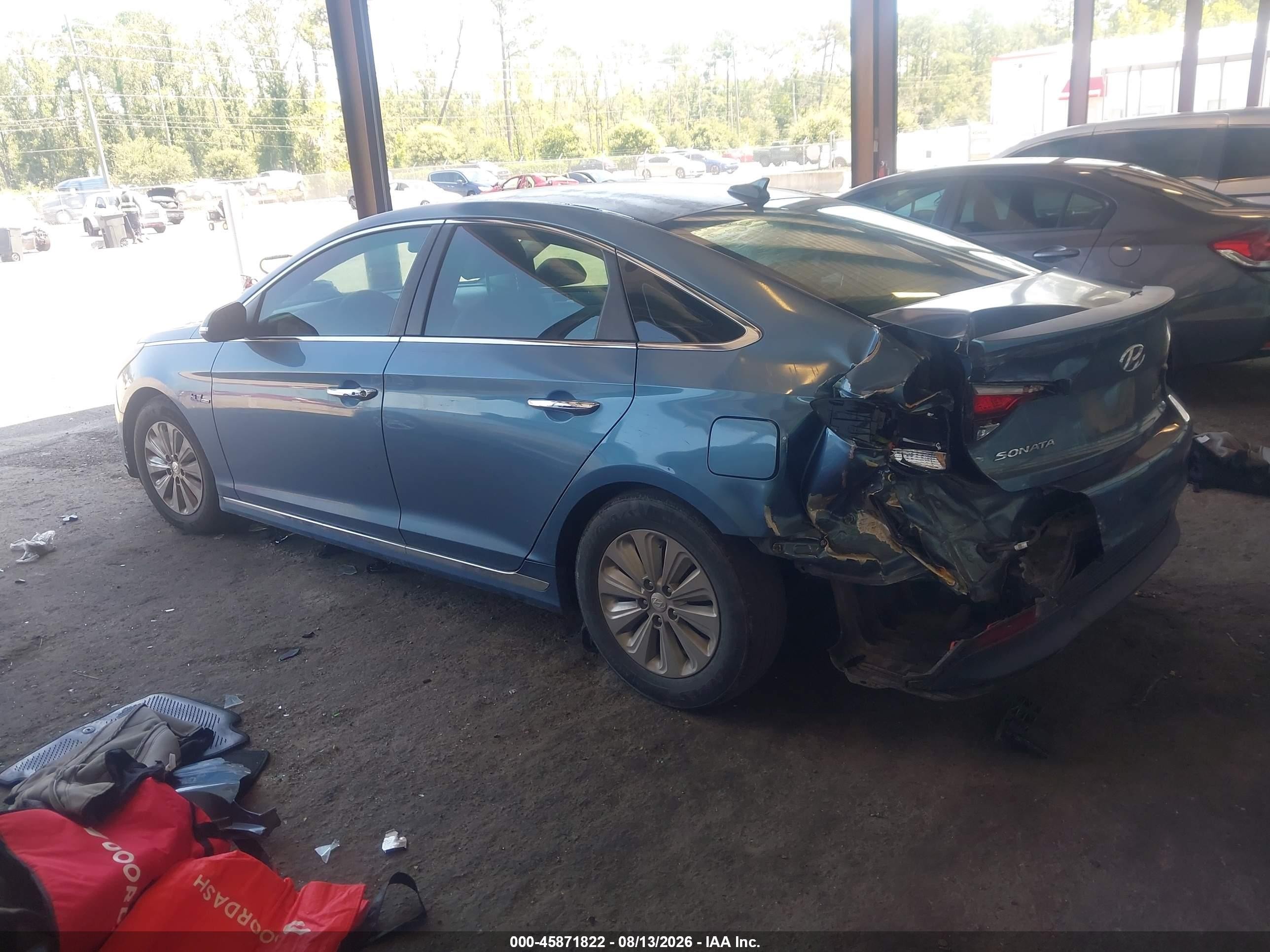 2016 Hyundai Sonata Hybrid Se Blue vin: KMHE24L11GA040552