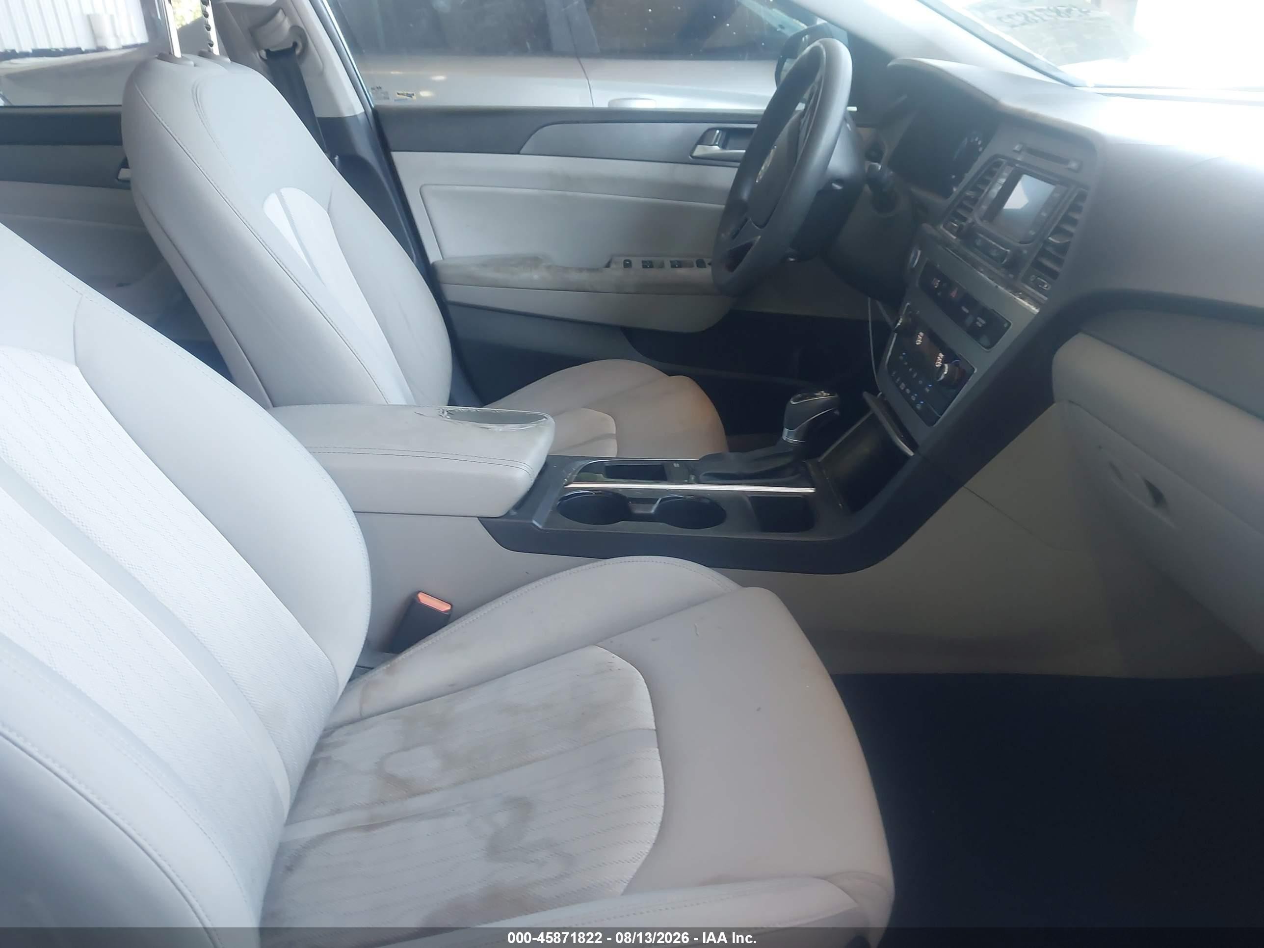 2016 Hyundai Sonata Hybrid Se Blue vin: KMHE24L11GA040552