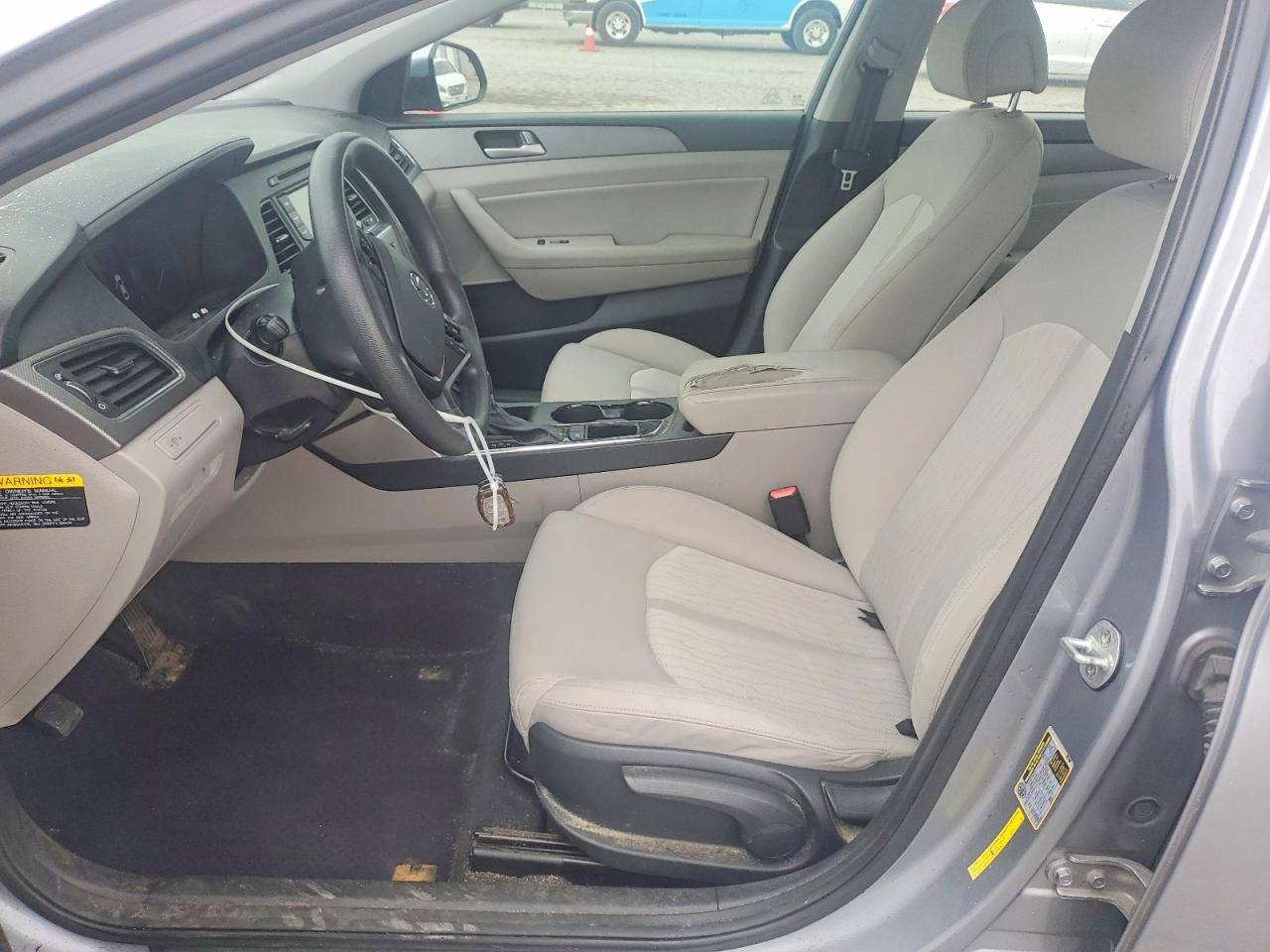 2016 Hyundai Sonata Hybrid Se Silver vin: KMHE24L14GA025494