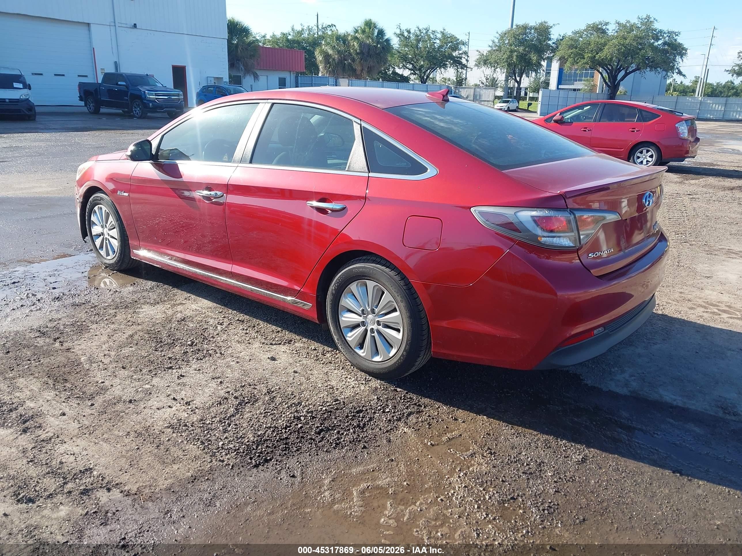 2016 Hyundai Sonata Hybrid Se Red vin: KMHE24L15GA027609