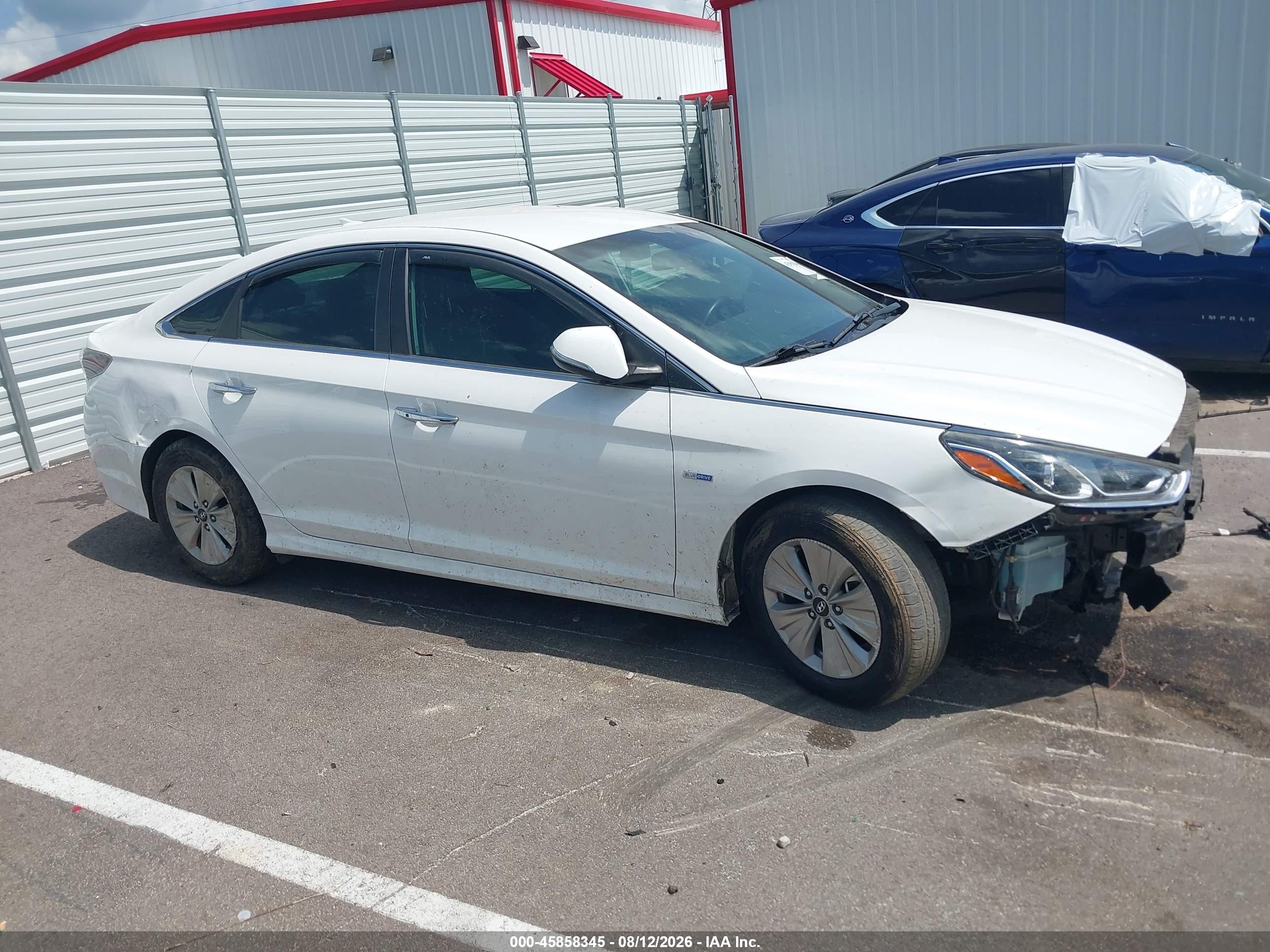 2019 Hyundai Sonata Hybrid Se White vin: KMHE24L32KA089513