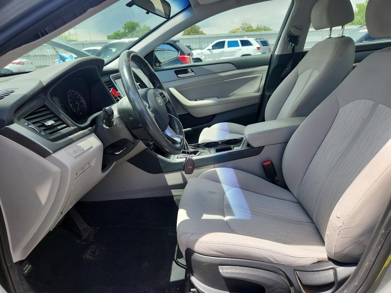 2019 Hyundai Sonata Hybrid Se Серый vin: KMHE24L39KA093509