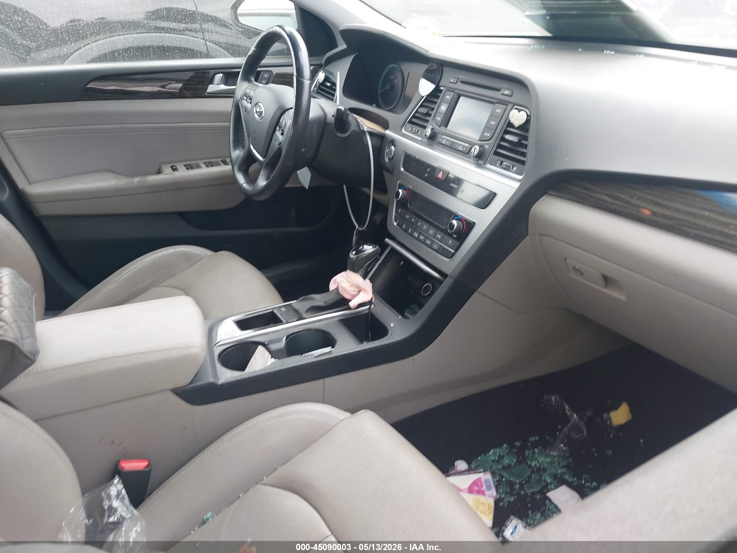 2016 Hyundai Sonata Hybrid Limited Серебряный vin: KMHE34L15GA031446