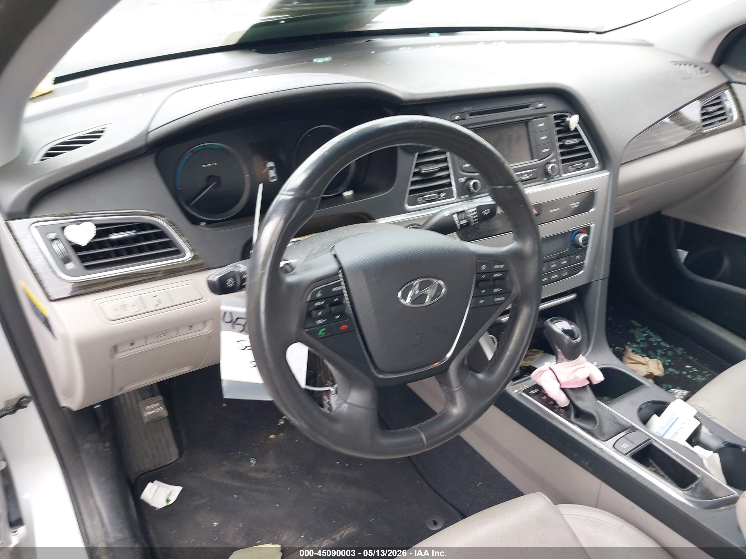 2016 Hyundai Sonata Hybrid Limited Серебряный vin: KMHE34L15GA031446