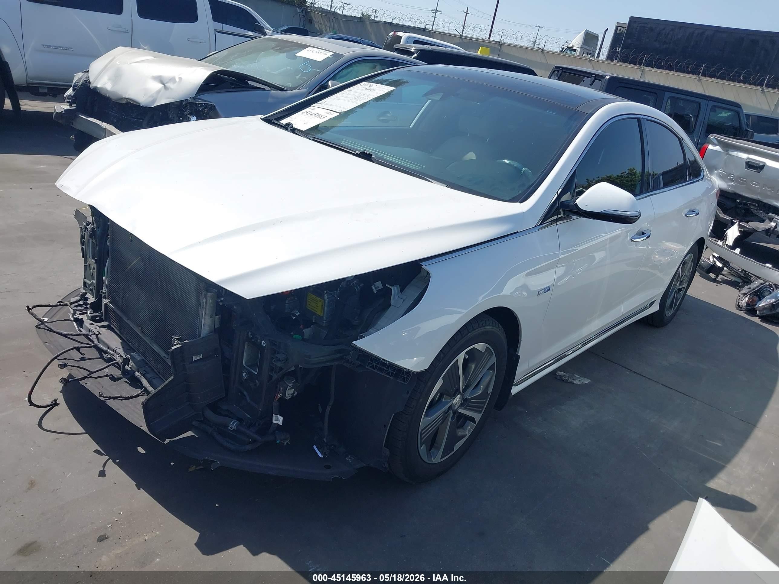 2019 Hyundai Sonata Hybrid Limited White vin: KMHE34L39KA092390