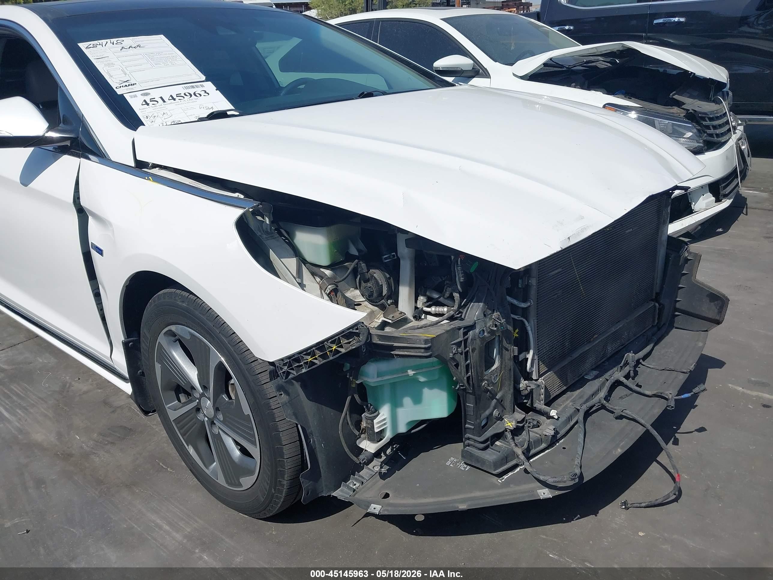 2019 Hyundai Sonata Hybrid Limited White vin: KMHE34L39KA092390