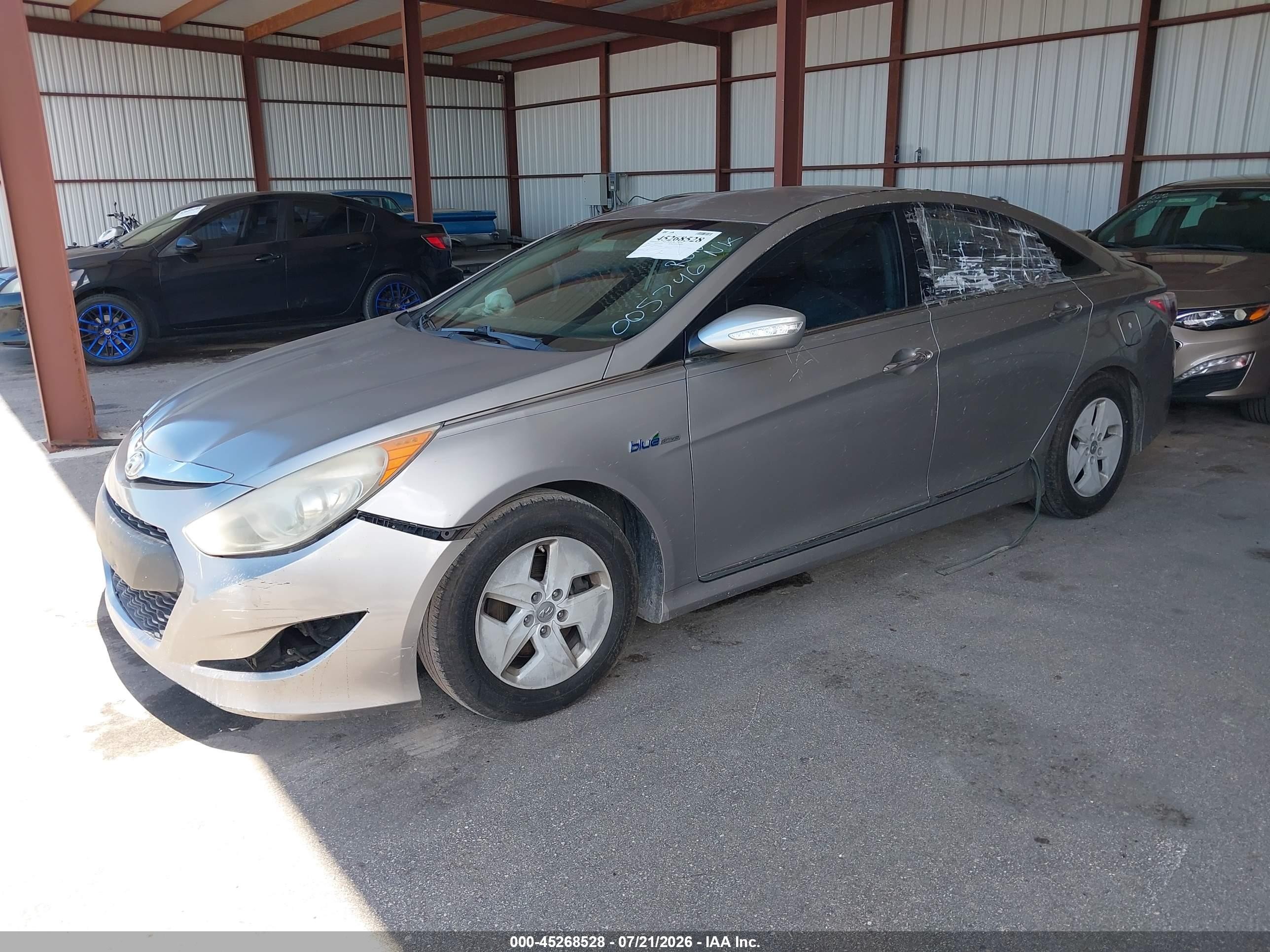 2011 Hyundai Sonata Hybrid Silver vin: KMHEC4A40BA005746