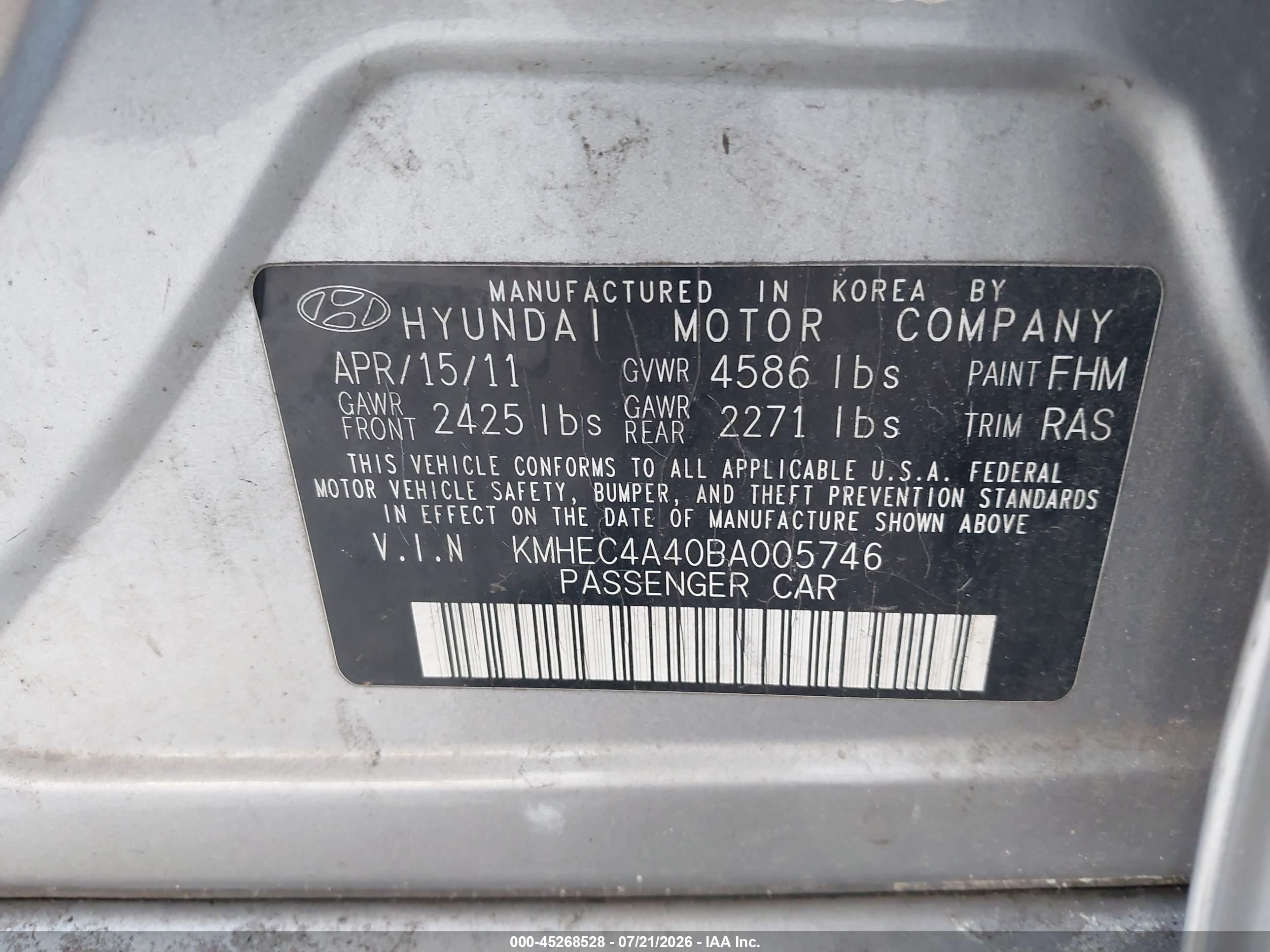 2011 Hyundai Sonata Hybrid Silver vin: KMHEC4A40BA005746