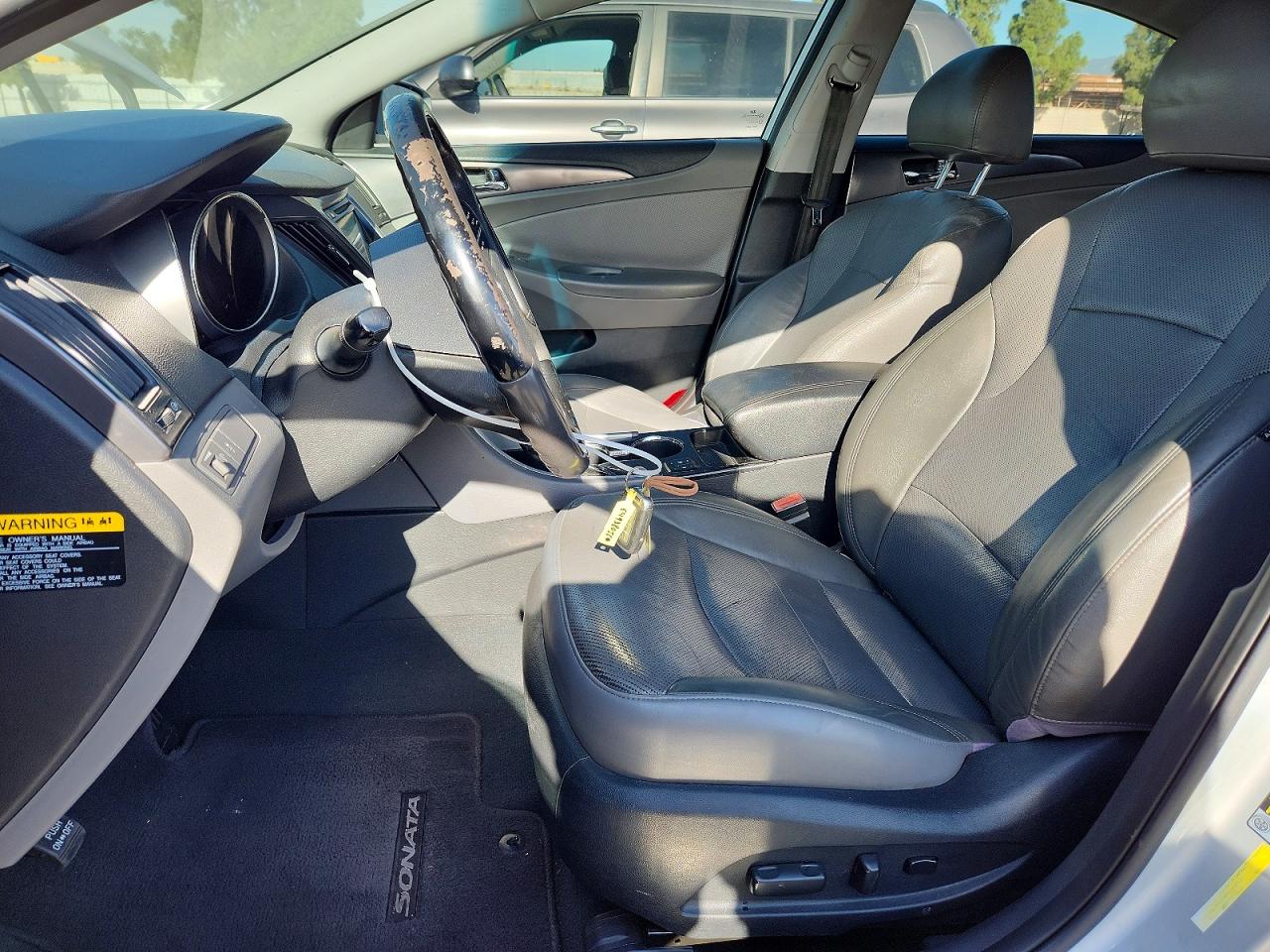2011 Hyundai Sonata Hybrid Серебряный vin: KMHEC4A40BA007934