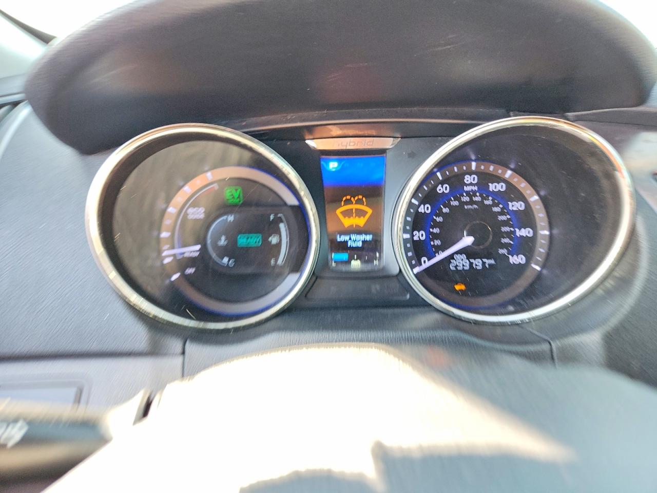 2011 Hyundai Sonata Hybrid Серебряный vin: KMHEC4A40BA007934