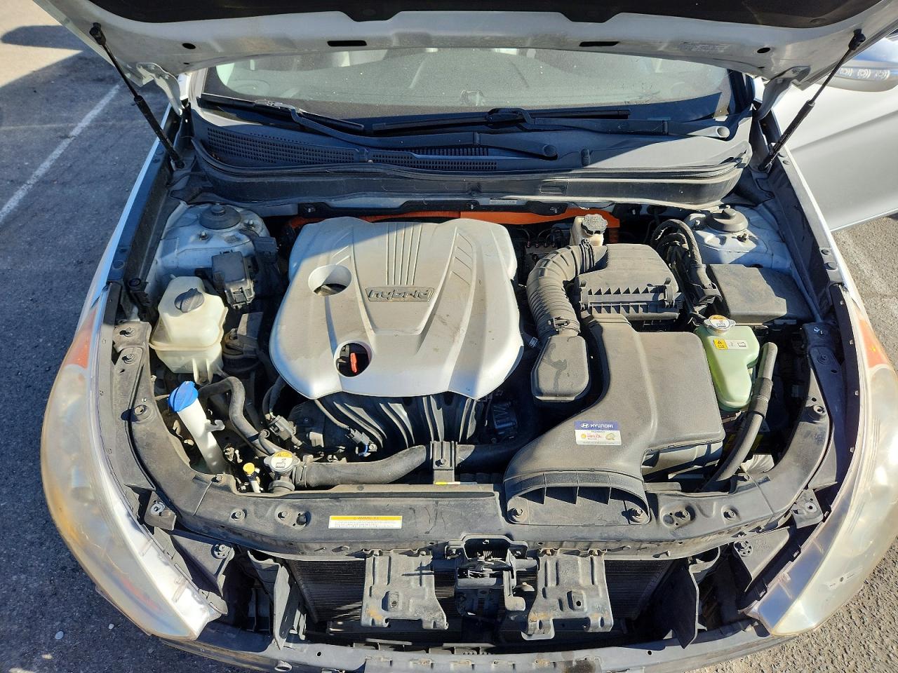 2011 Hyundai Sonata Hybrid Серебряный vin: KMHEC4A40BA007934