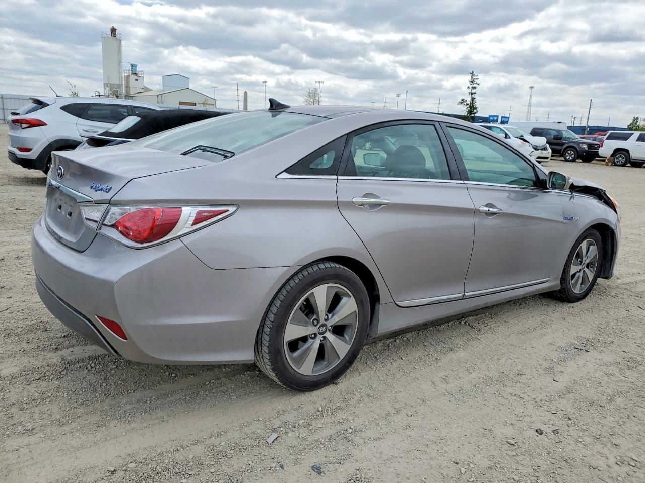 2011 Hyundai Sonata Hybrid Silver vin: KMHEC4A40BA018318