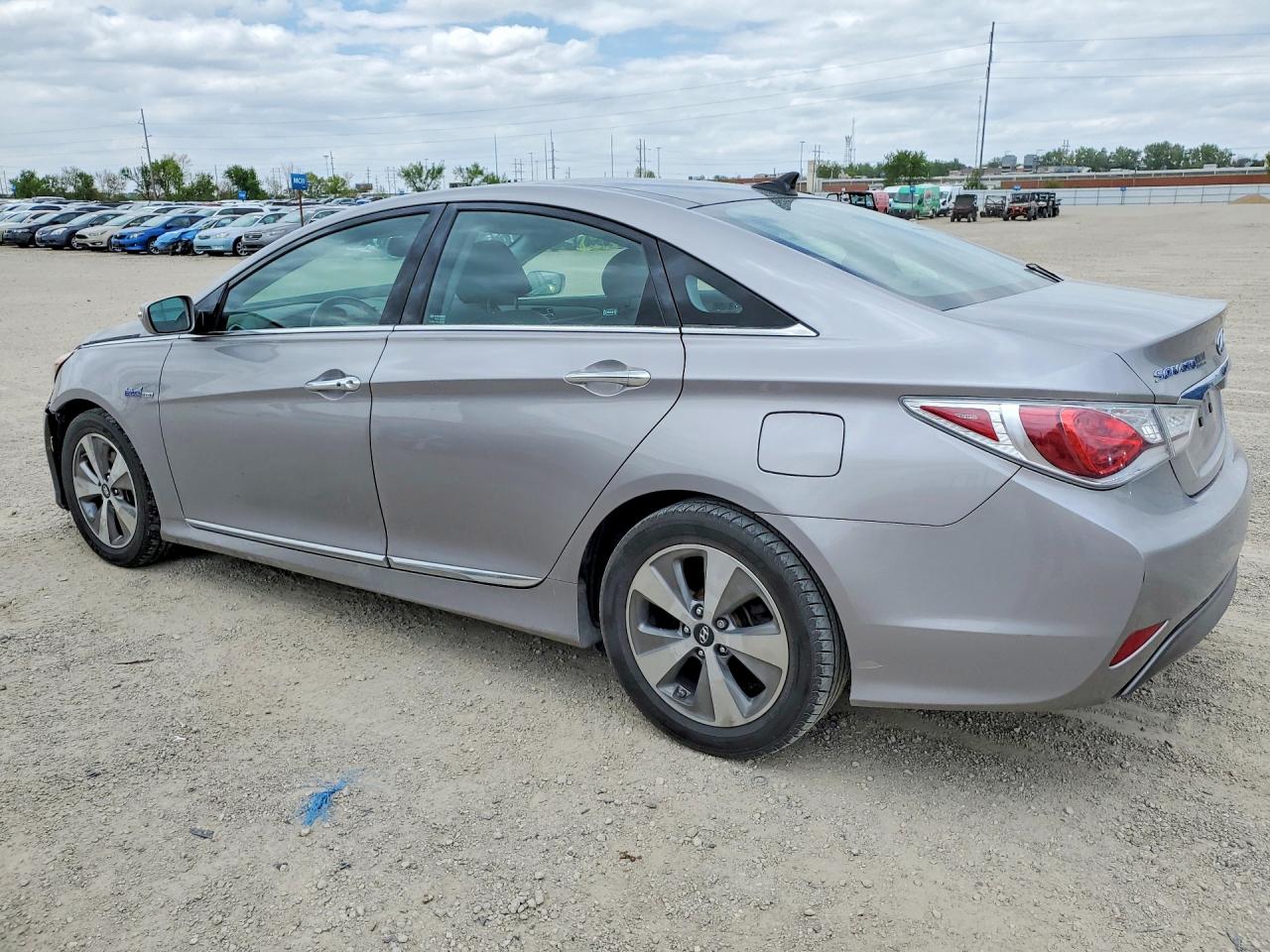 2011 Hyundai Sonata Hybrid Silver vin: KMHEC4A40BA018318